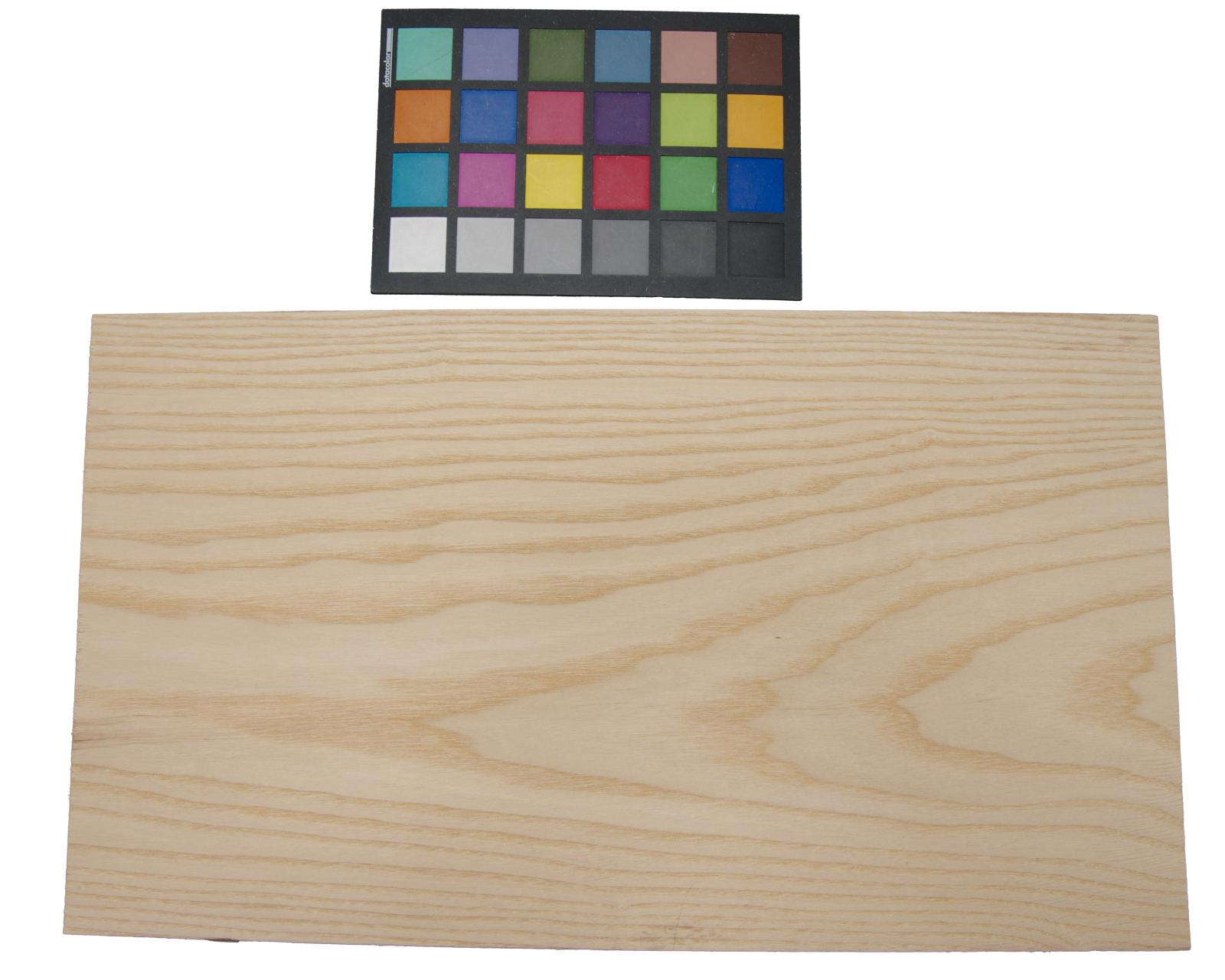 White Ash, - veneer (2,4mm) - 1m² (8pcs. x 47cm x 26,5cm)
