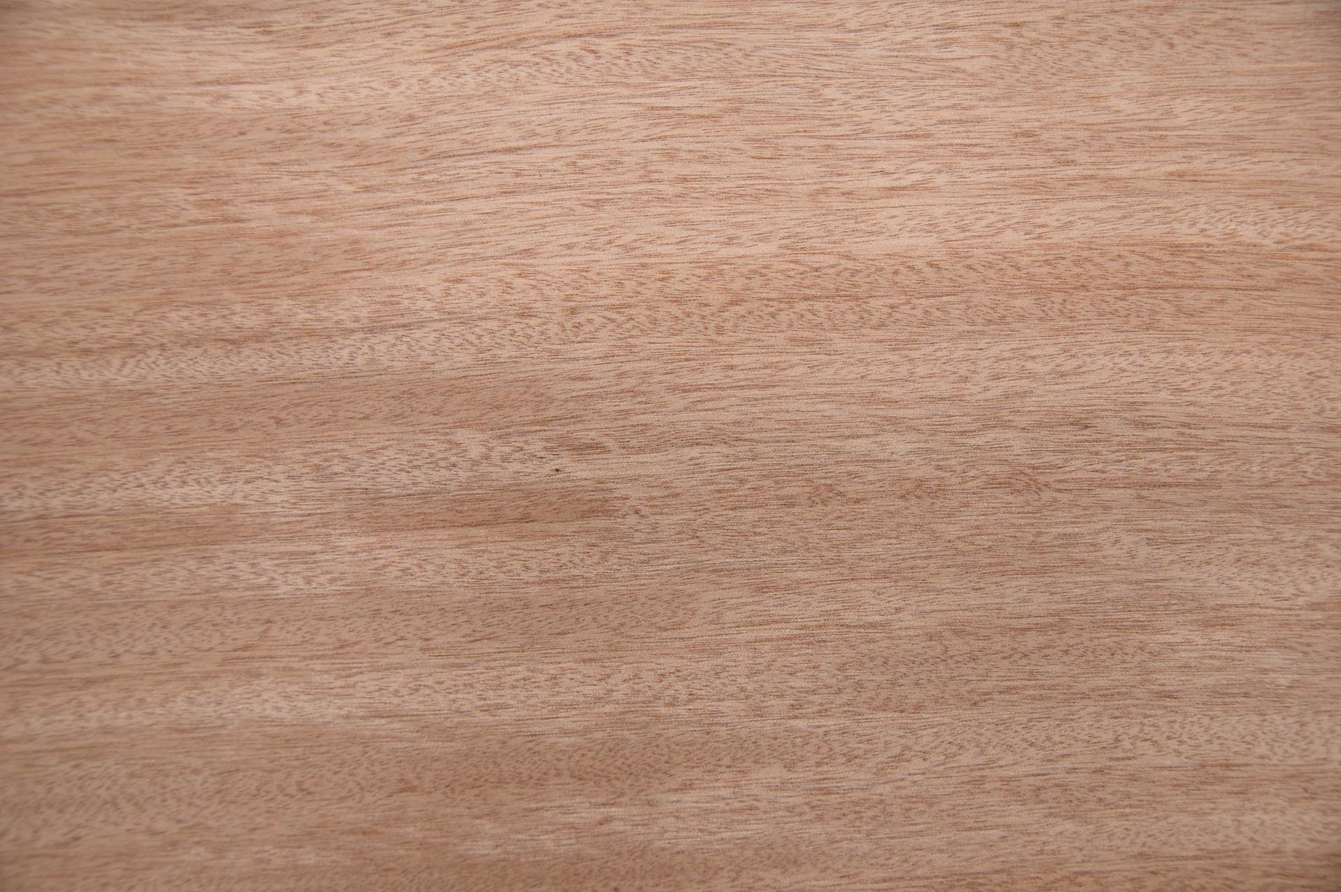 Gabun-Mahagoni, Okoumé -Furnier (0,6mm) - 18,58m² (30Stk. x 258cm x 24cm)