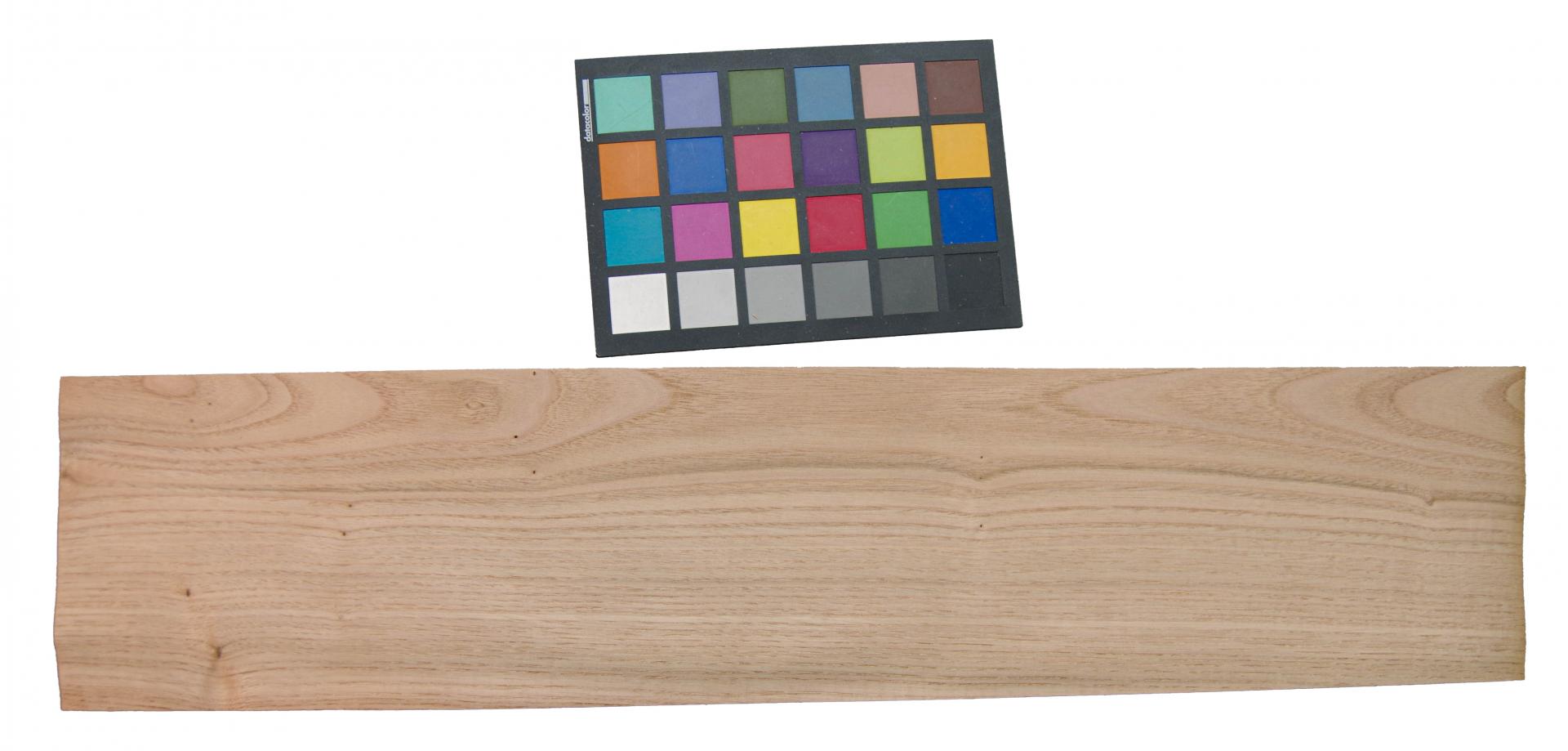 Chestnut, - veneer (0,6mm) - 2m² (22pcs. x 65cm x 14cm)