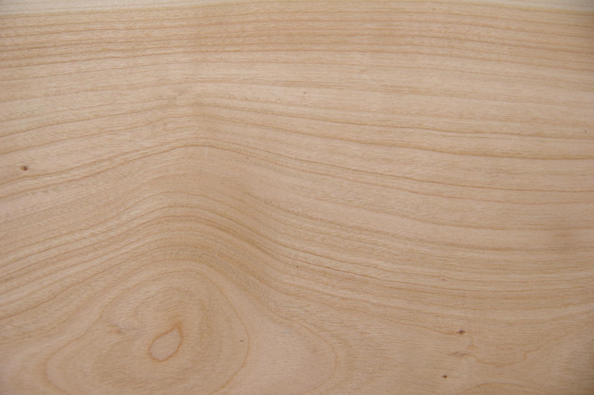 European Cherry, - veneer (2,4mm) - 0,79m² (6pcs. x 80cm x 16,5cm)