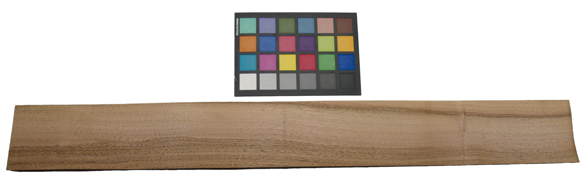 European Walnut, - veneer (1,4mm) - 0,97m² (12pcs. x 85cm x 9,5cm)