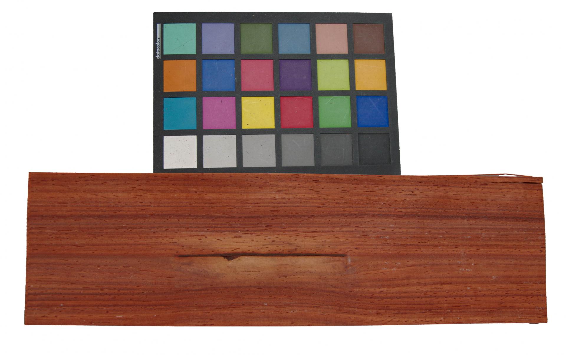 Padouk, afrikanisch -Furnier (0,6mm) - 1,03m² (24Stk. x 39cm x 11cm)