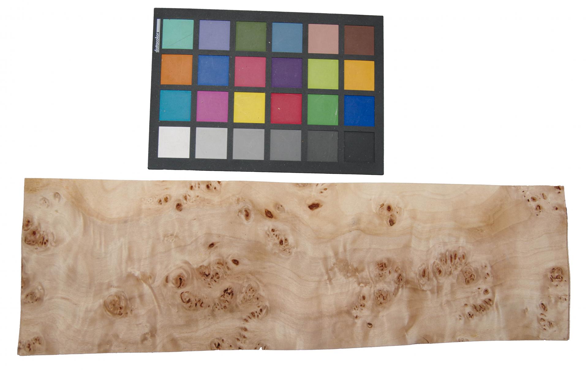 Pappel Maser (Mapa) -Furnier (0,6mm) - 0,72m² (14Stk. x 43cm x 12cm)