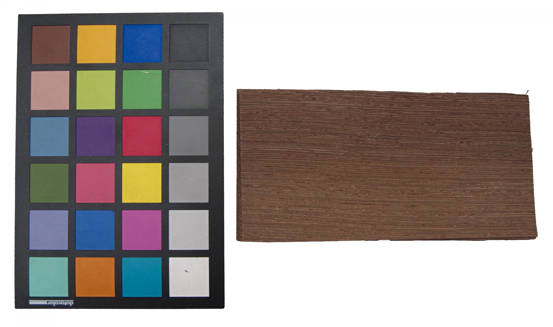 Wenge, - veneer (0,6mm) - 0,18m² (10pcs. x 19cm x 9,5cm)