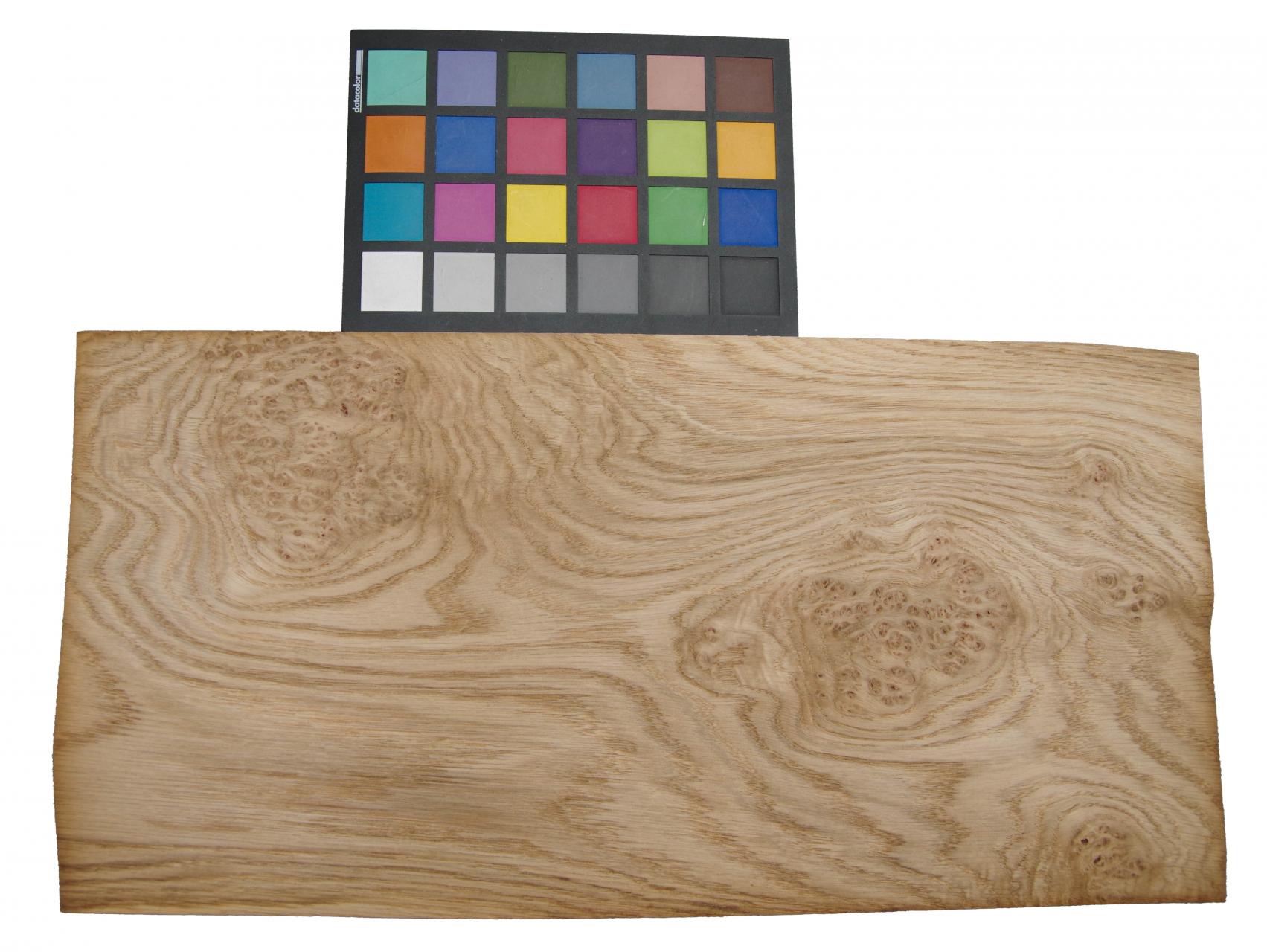Eiche, Maser (Roseneiche) -Furnier (0,6mm) - 2,49m² (23Stk. x 47cm x 23cm)