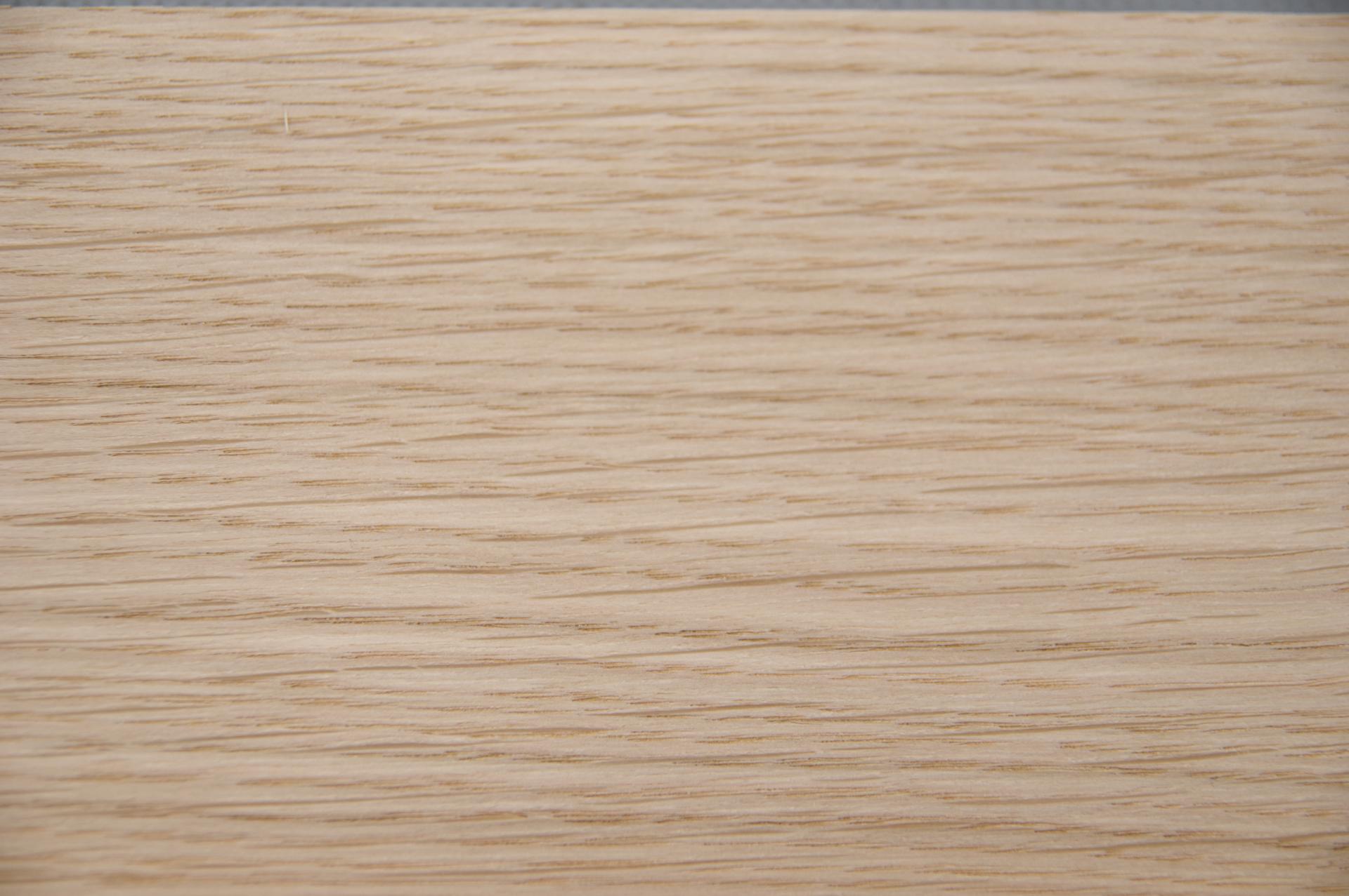 Eiche, europäische -Furnier (0,9mm) - 1,35m² (14Stk. x 107cm x 9cm)