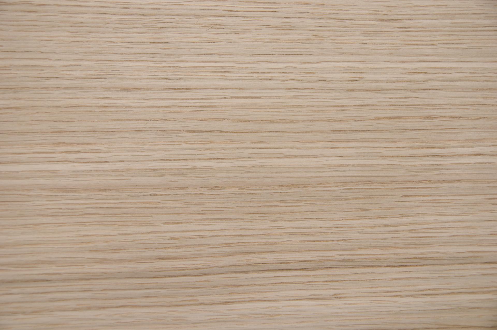 Eiche, europäische -Furnier (0,9mm) - 3,78m² (8Stk. x 220cm x 21,5cm)