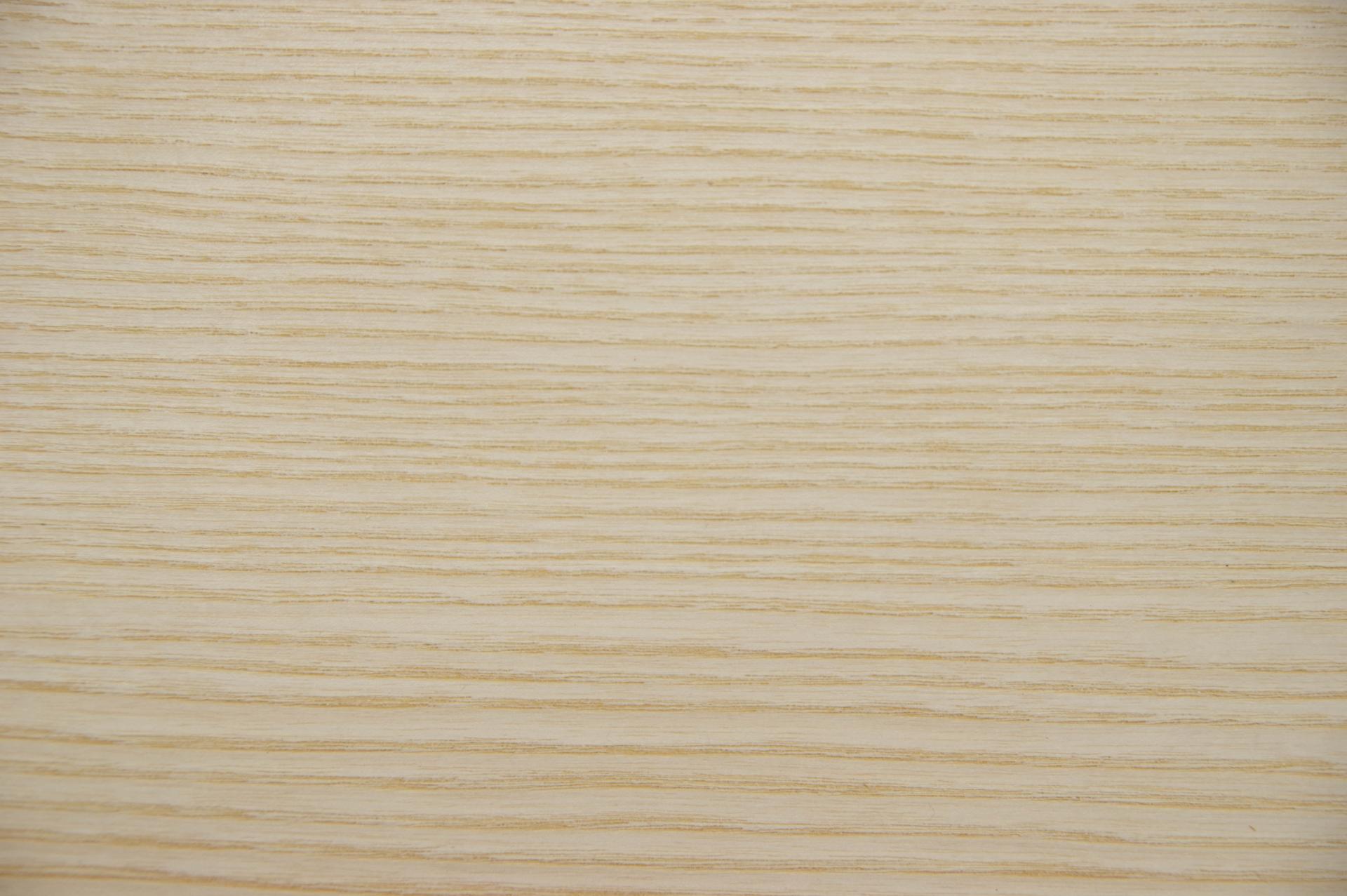 Esche, europäische -Furnier (0,6mm) - 8,5m² (24Stk. x 295cm x 12cm)