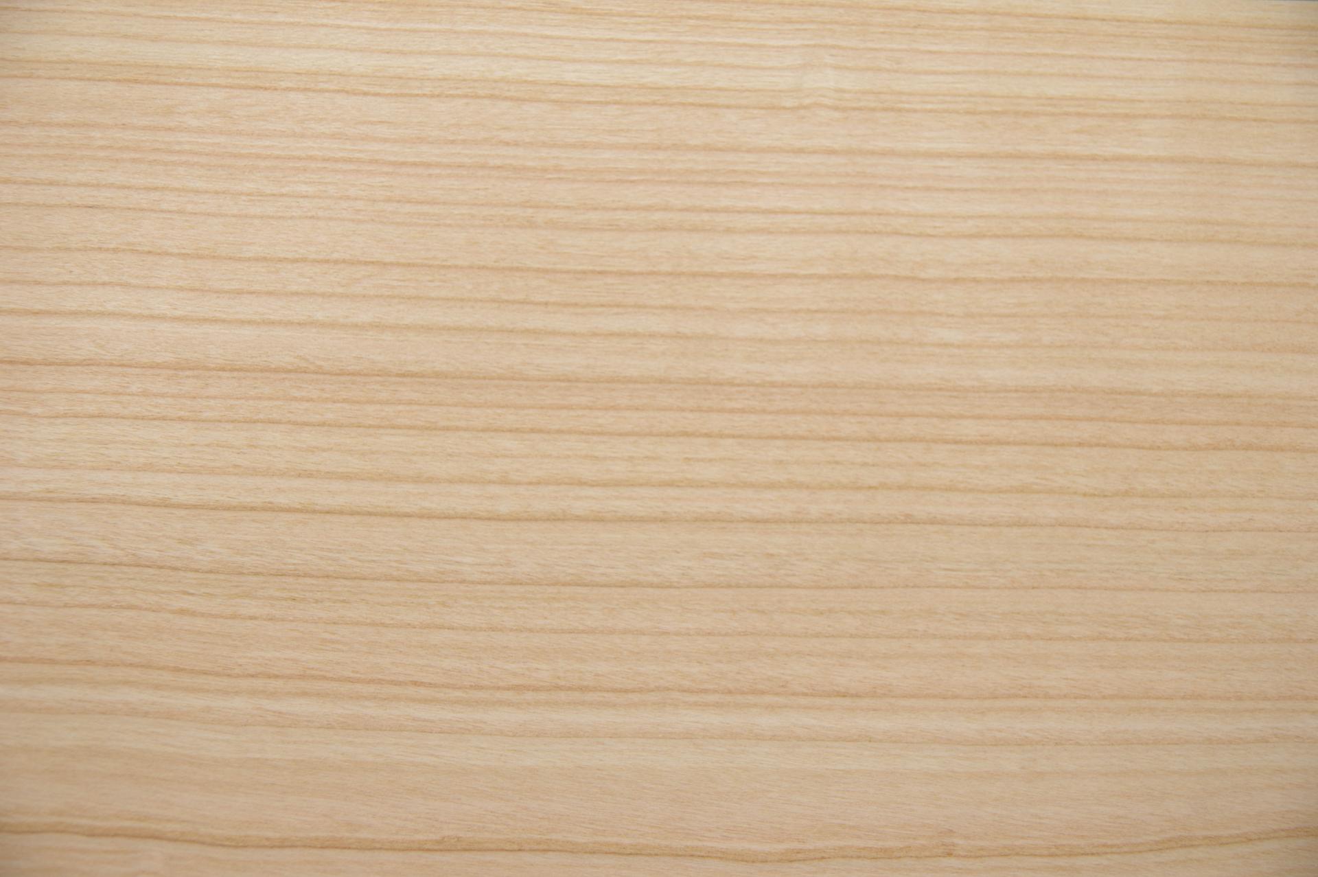 European Cherry, - veneer (0,9mm) - 2,47m² (16pcs. x 103cm x 15cm)