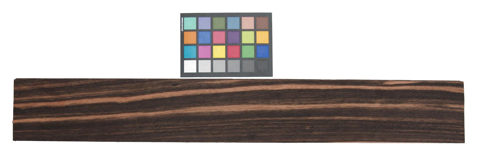 Makassar / Amara Ebenholz -Furnier (0,6mm) - 3m² (24Stk. x 96cm x 13cm)