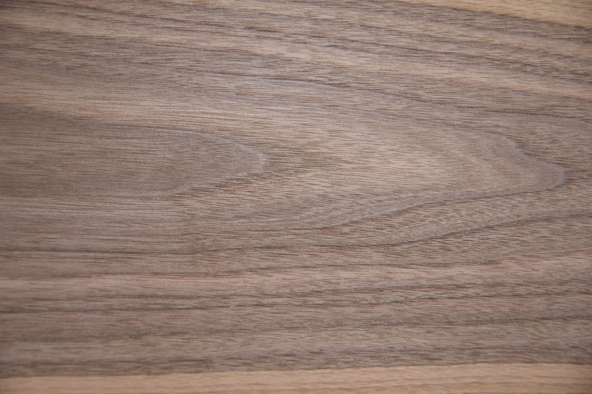 Nussbaum, amerikanischer -Furnier (0,6mm) - 1,79m² (23Stk. x 37cm x 21cm)