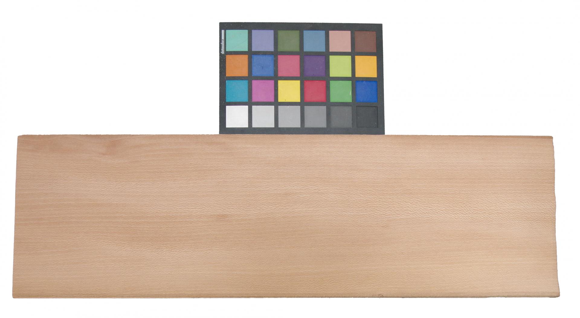 Platane -Furnier (0,6mm) - 1,32m² (11Stk. x 63cm x 19cm)