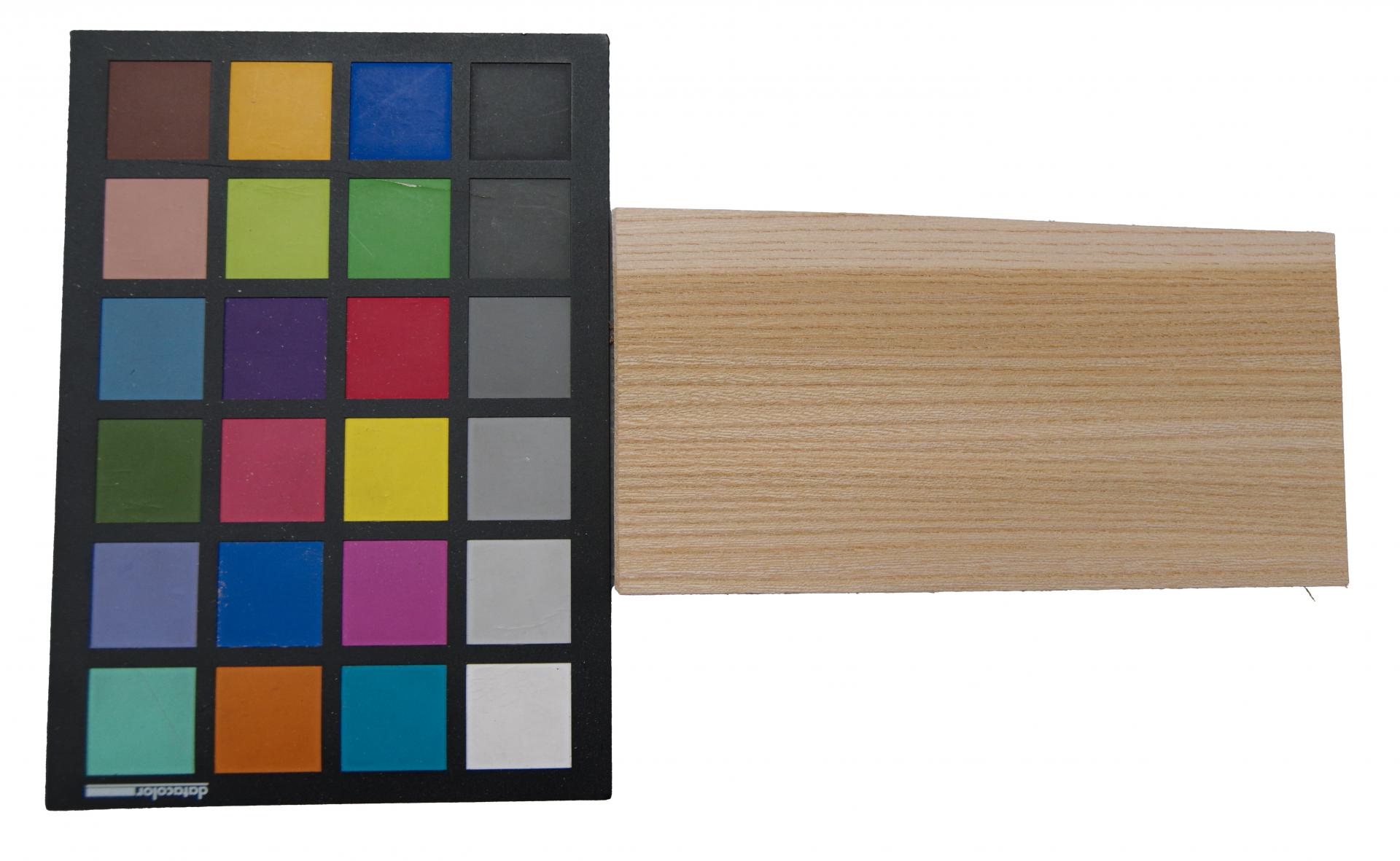 Rüster (Ulme) -Furnier (0,6mm) - 0,23m² (14Stk. x 18cm x 9cm)