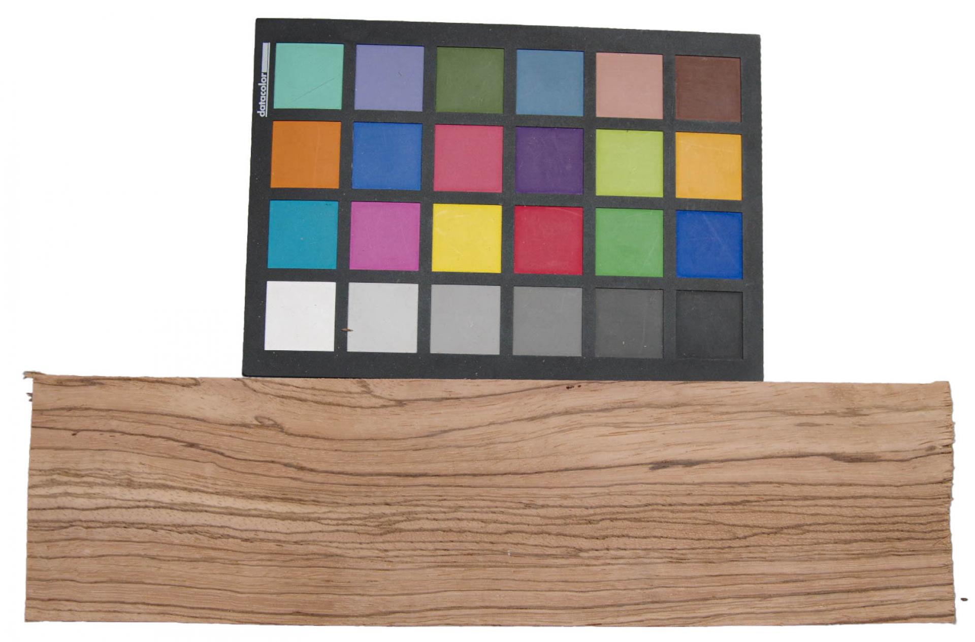 Zebrano -Furnier (0,6mm) - 0,67m² (24Stk. x 33cm x 8,5cm)