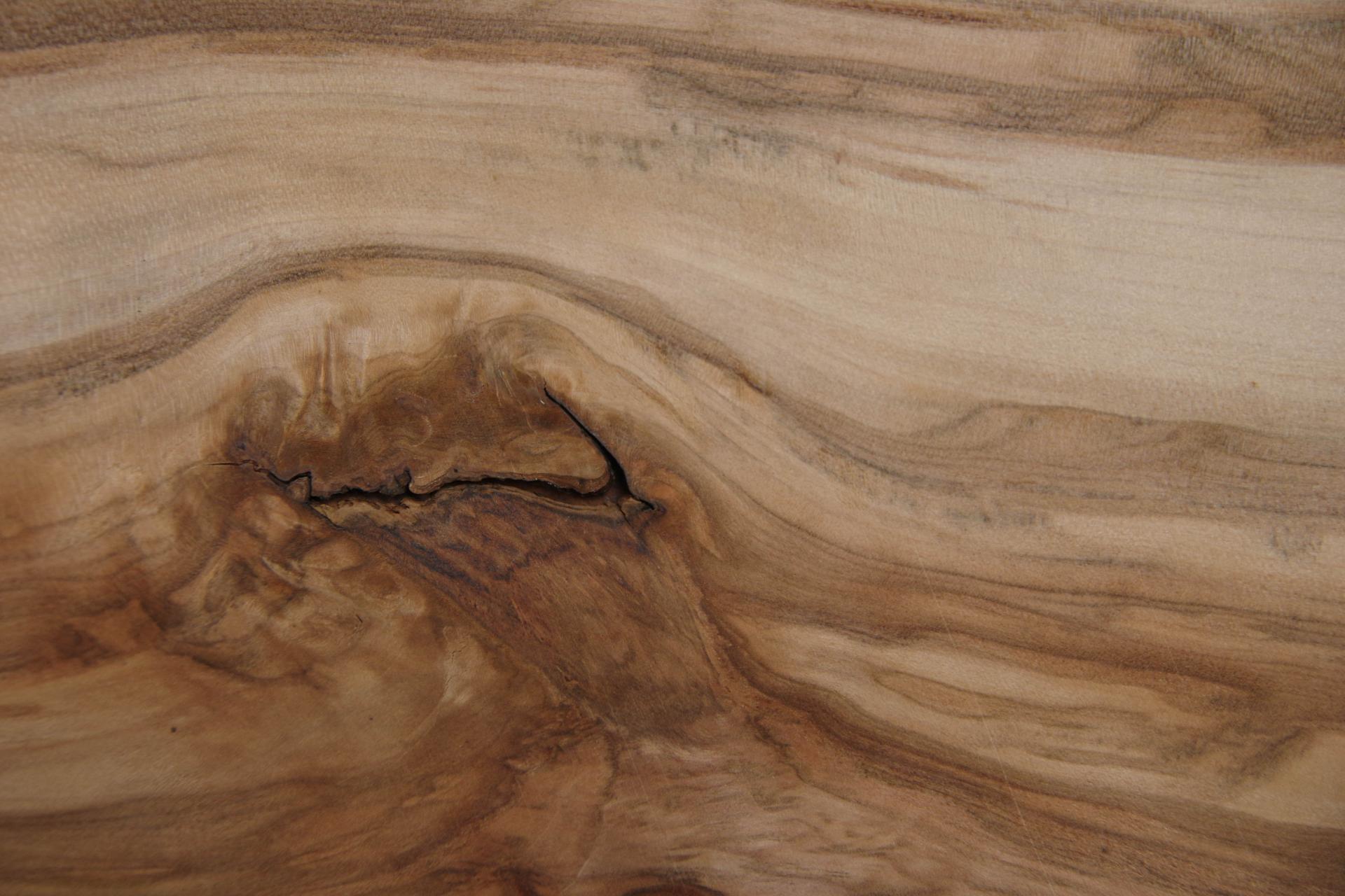 Satin Walnut, - veneer (0,6mm) - 2,63m² (8pcs. x 219cm x 15cm)