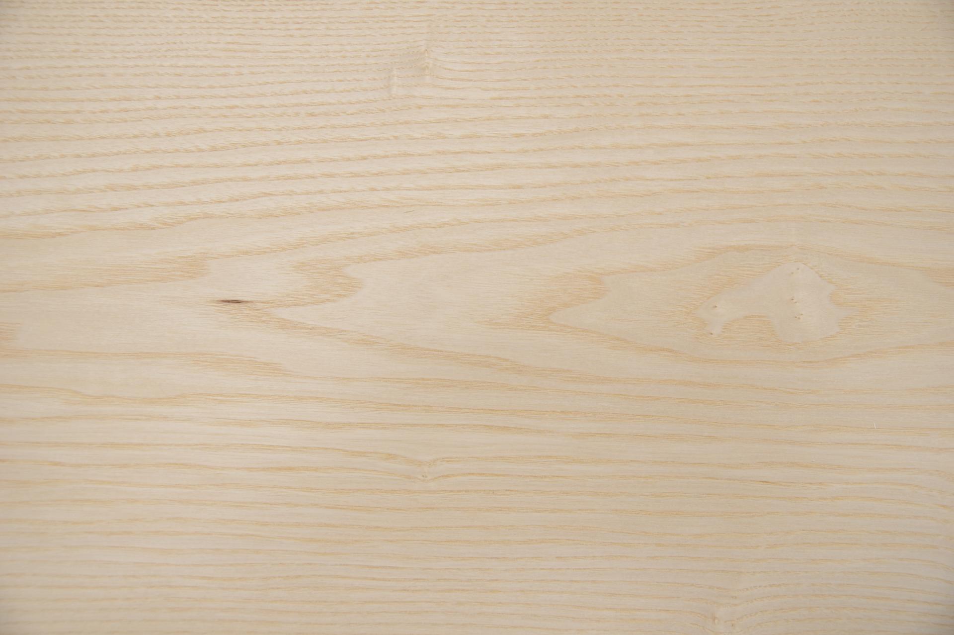 White Ash, - veneer (1,4mm) - 4,18m² (12pcs. x 116cm x 30cm)