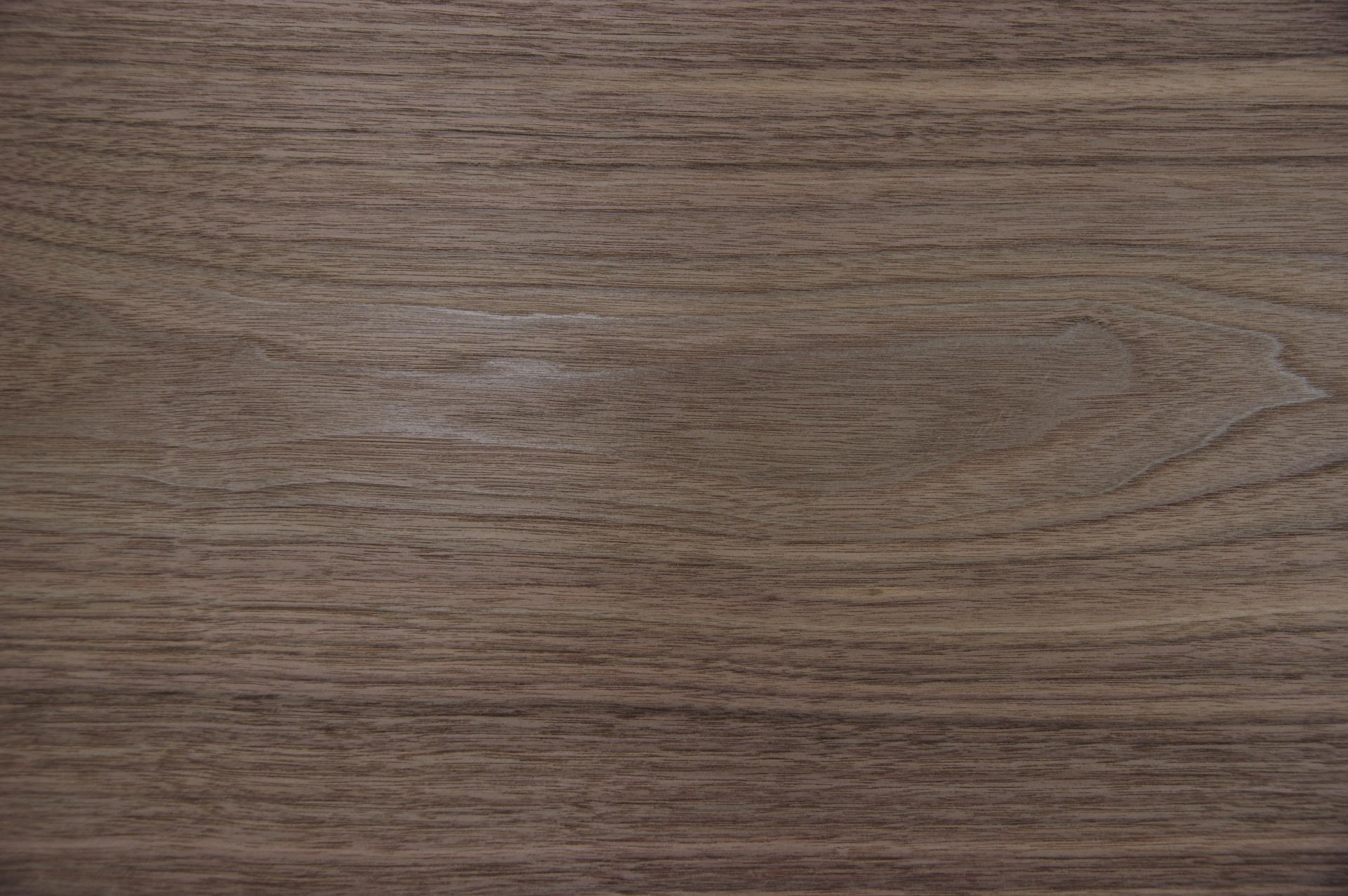 Nussbaum, amerikanischer -Furnier (0,6mm) - 19,49m² (24Stk. x 285cm x 28,5cm)