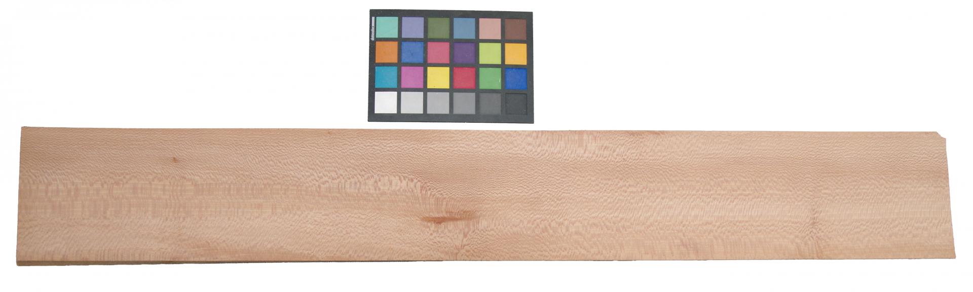 Platane -Furnier (0,6mm) - 2,55m² (16Stk. x 110cm x 14,5cm)