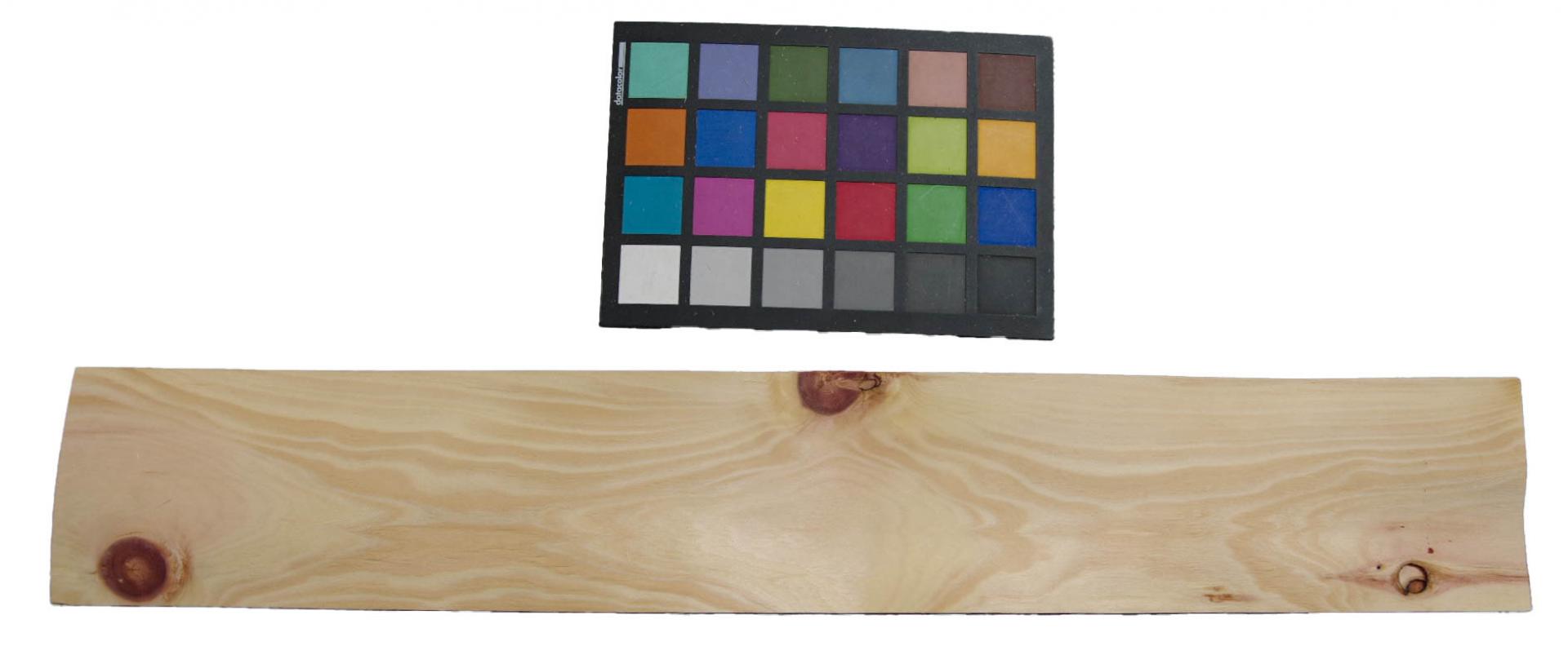 Cembra Pine; Swiss Pine, - veneer (0,9mm) - 0,93m² (16pcs. x 61cm x 9,5cm)