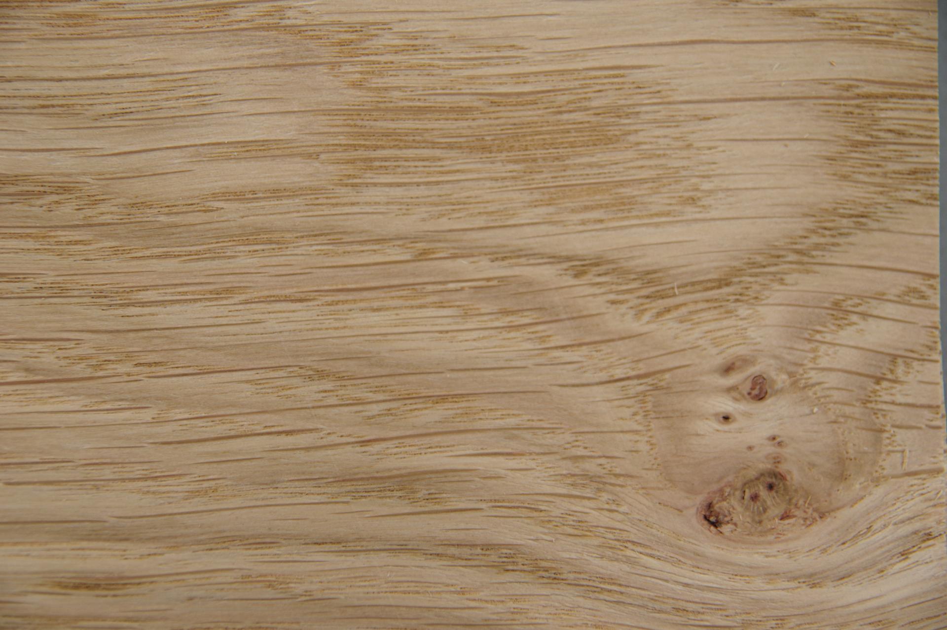 Eiche (Asteiche Wildeiche) -Furnier (0,9mm) - 0,29m² (16Stk. x 23cm x 8cm)
