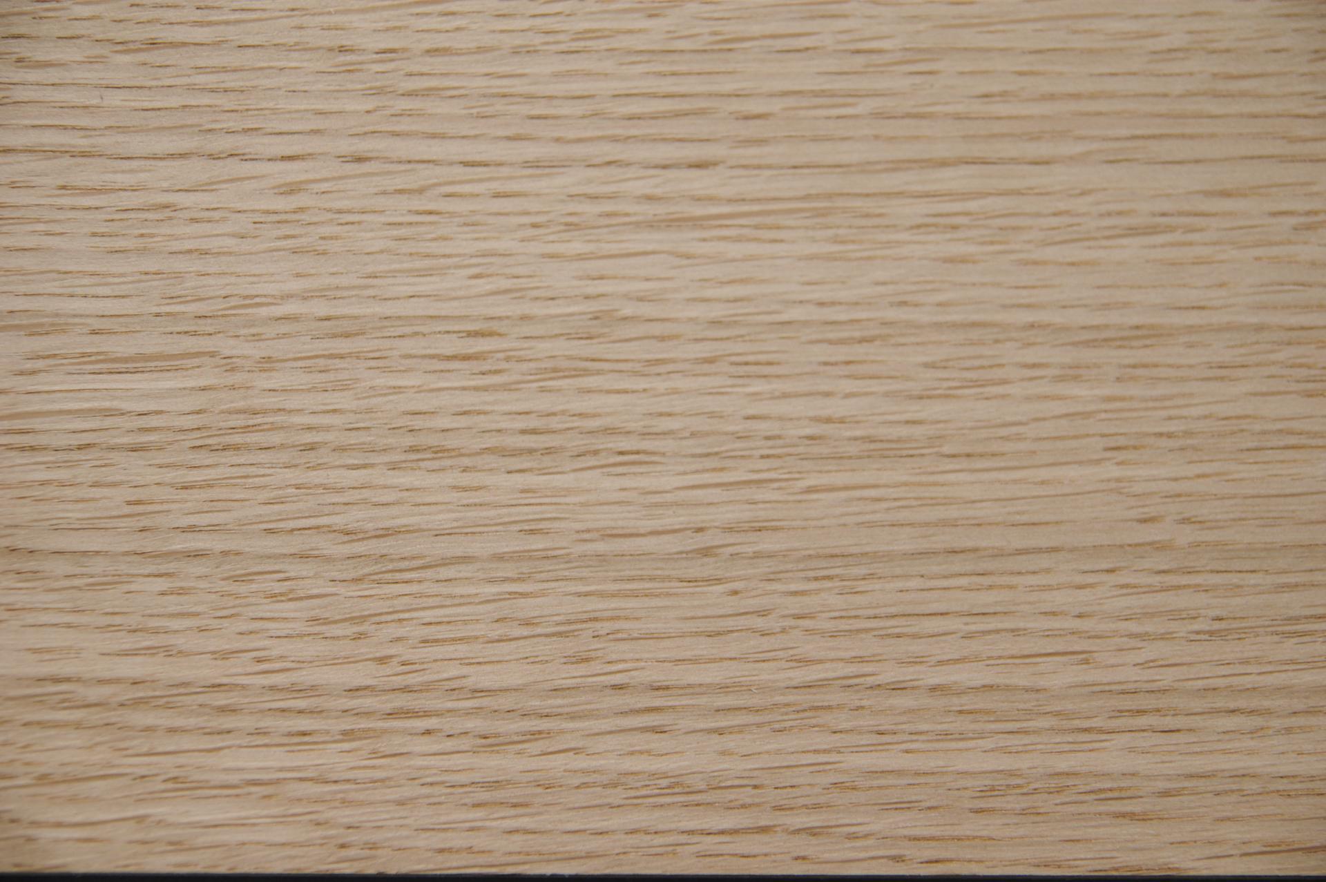 Eiche, europäische -Furnier (0,9mm) - 1,66m² (16Stk. x 83cm x 12,5cm)