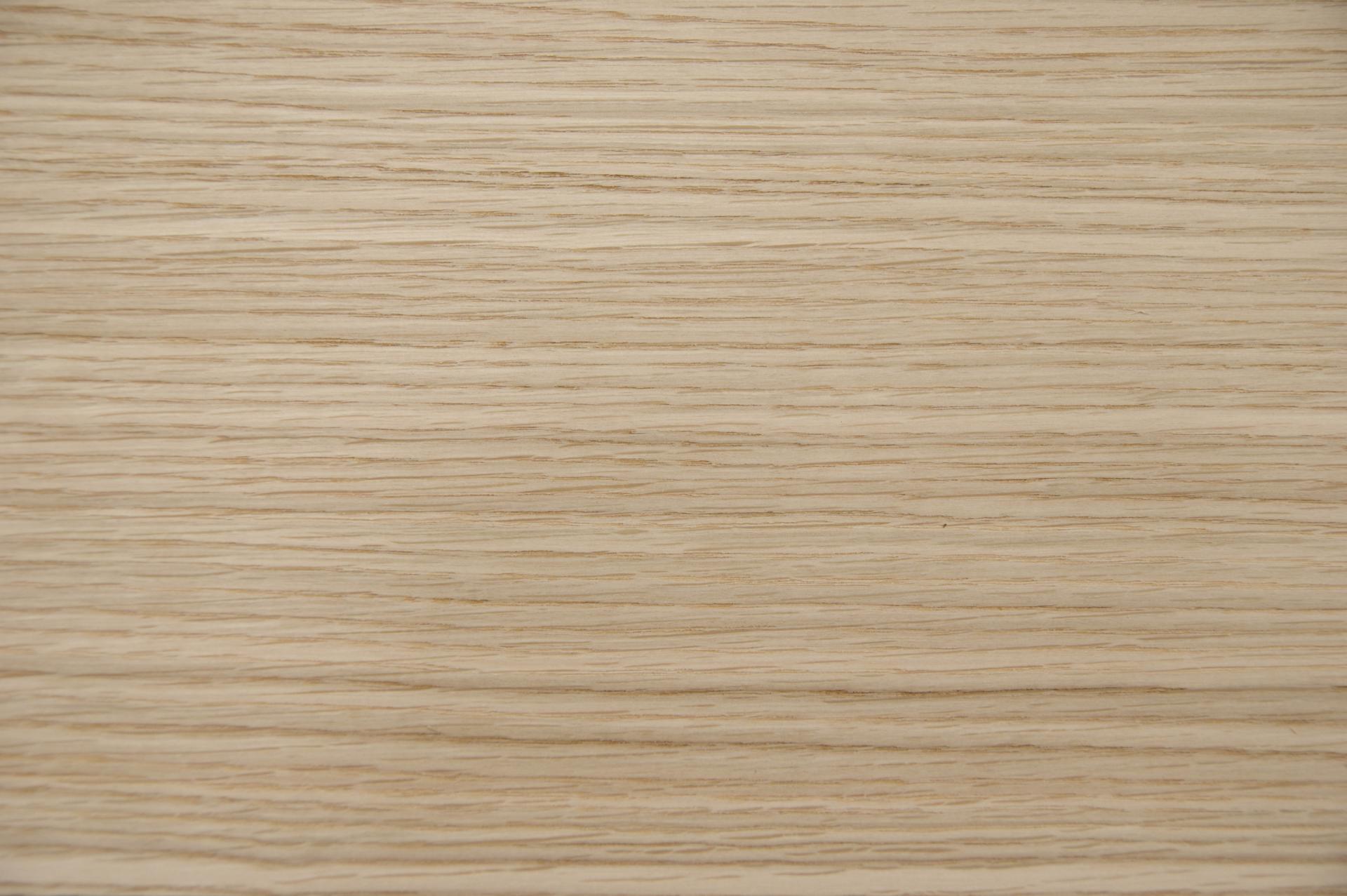 Eiche, europäische -Furnier (0,9mm) - 7,83m² (16Stk. x 306cm x 16cm)