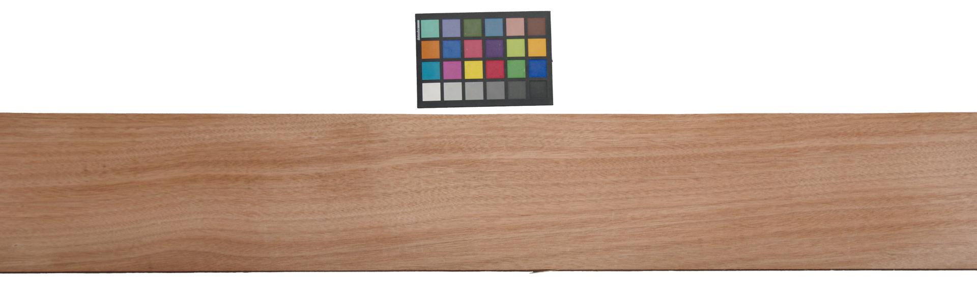 Gabun-Mahagoni, Okoumé -Furnier (0,6mm) - 5,48m² (10Stk. x 261cm x 21cm)