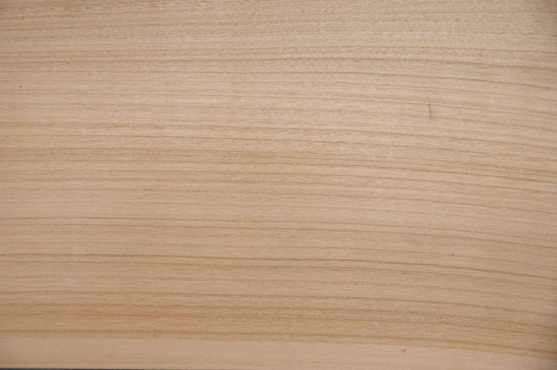 Kirschbaum, europäischer -Furnier (2,4mm) - 0,26m² (6Stk. x 31cm x 14cm)