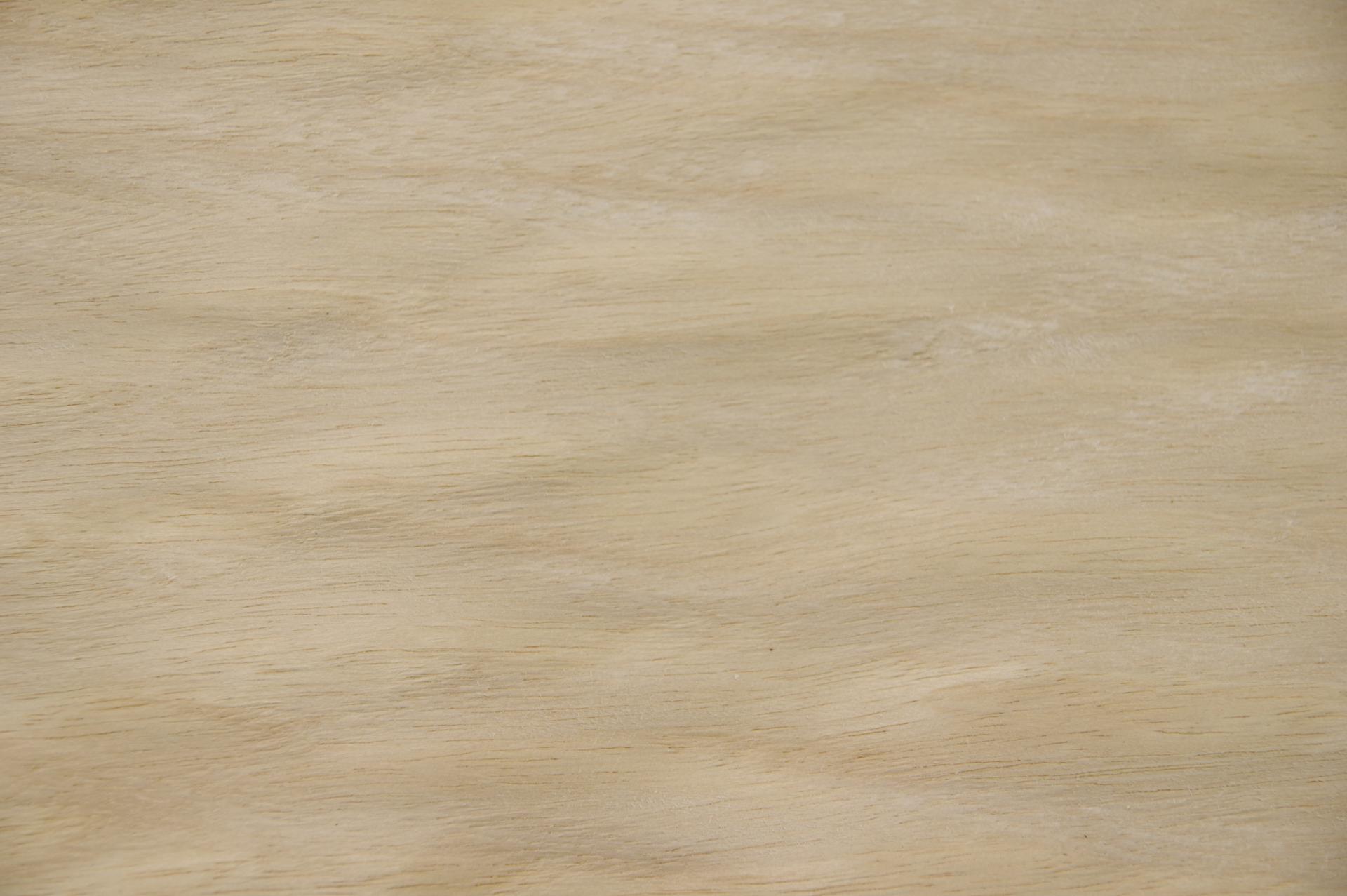 Limba -Furnier (0,6mm) - 5,19m² (28Stk. x 109cm x 17cm)