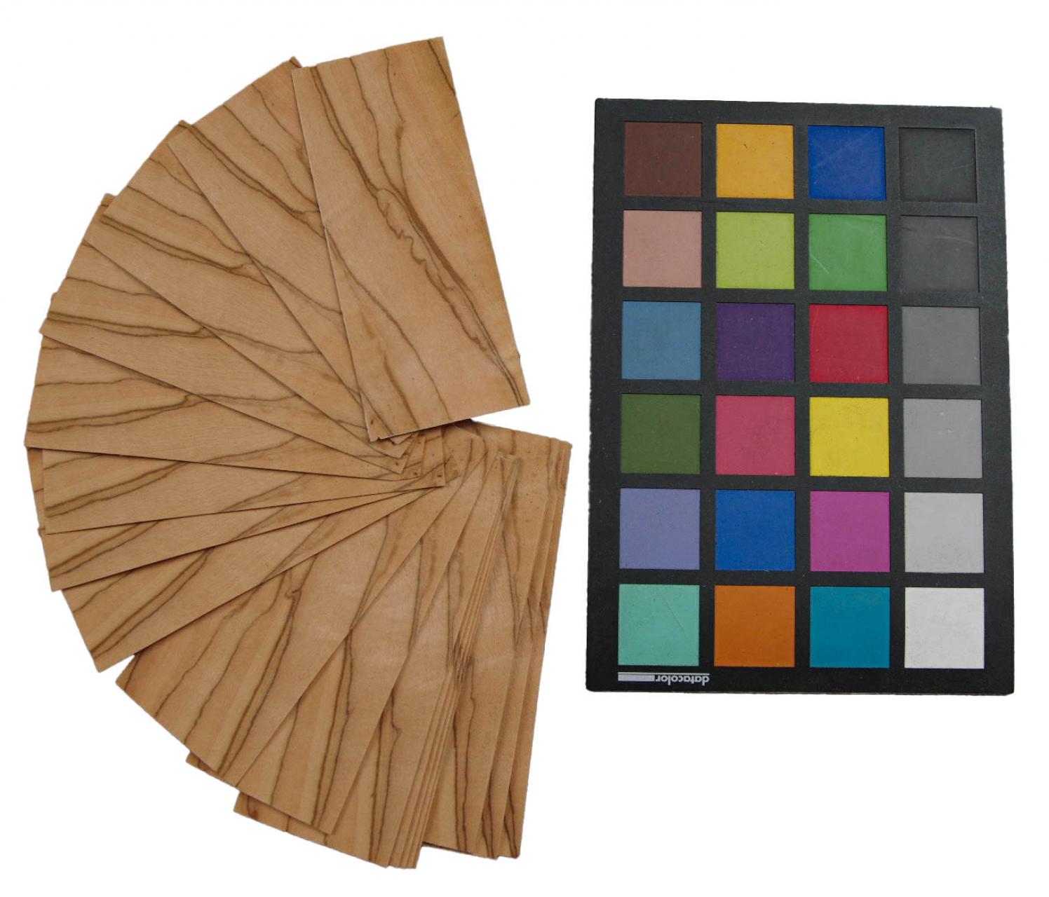 Olivetree, - veneer (0,6mm) - 0,14m² (22pcs. x 13cm x 5cm)