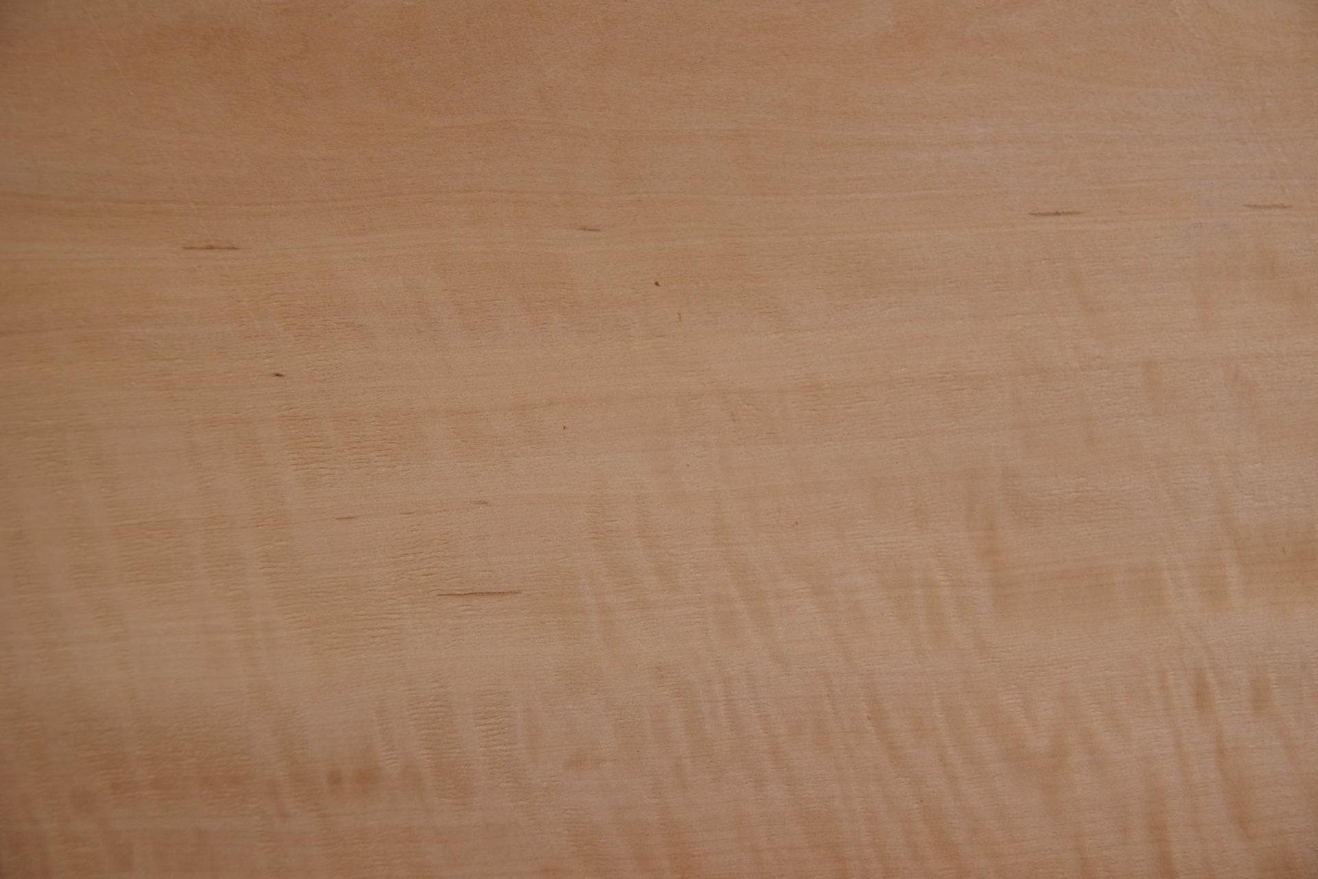 Swiss Pear, - veneer (0,6mm) - 2,11m² (24pcs. x 55cm x 16cm)