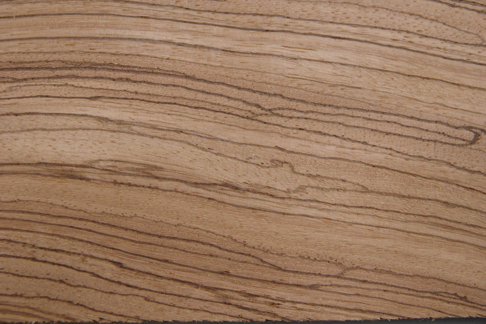 Zebrawood, - veneer (0,6mm) - 0,67m² (16pcs. x 38cm x 11cm)