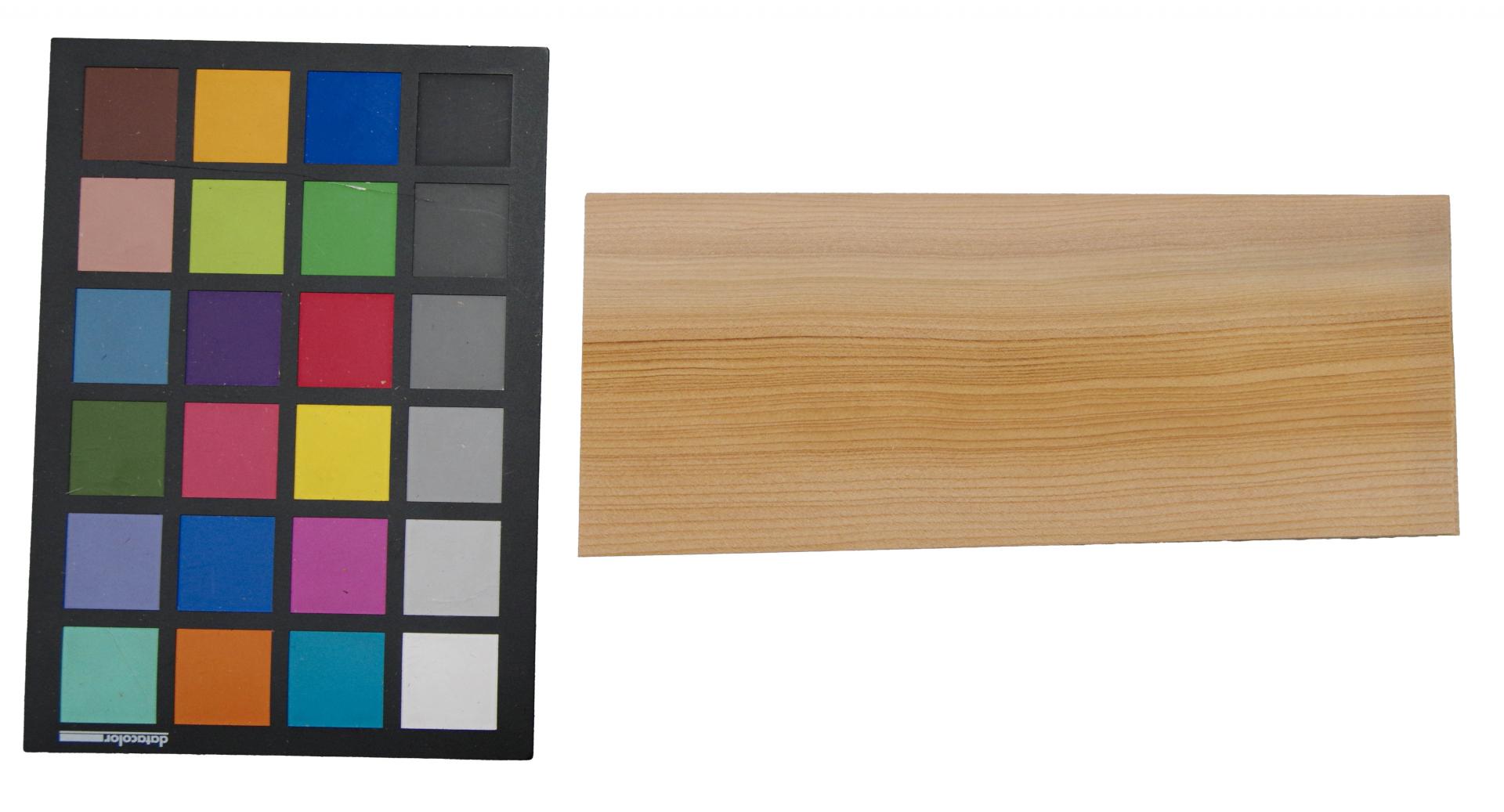 Cedar, - veneer (0,6mm) - 0,09m² (4pcs. x 24cm x 9cm)
