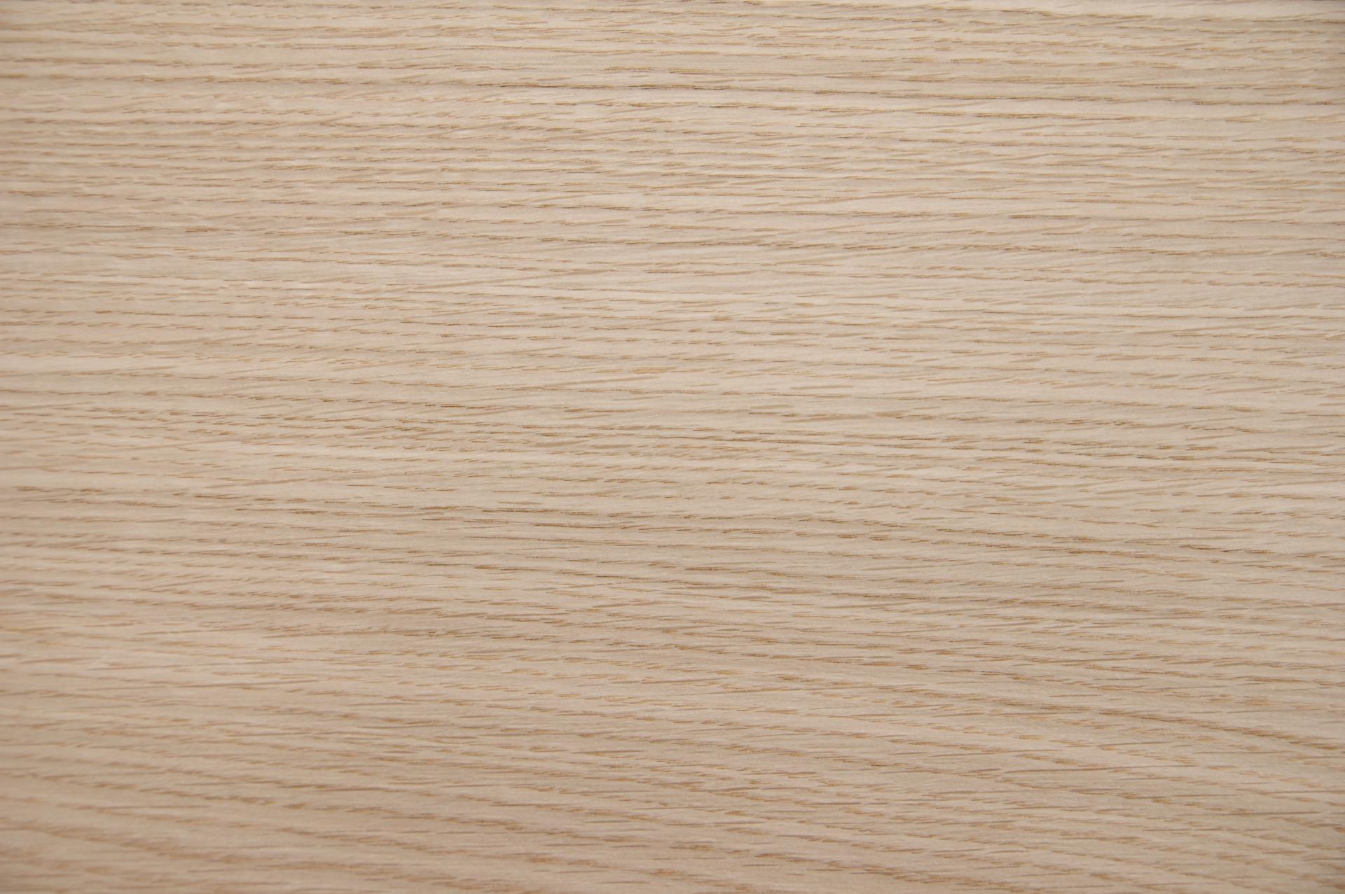 Eiche, europäische -Furnier (0,9mm) - 3,66m² (16Stk. x 104cm x 22cm)