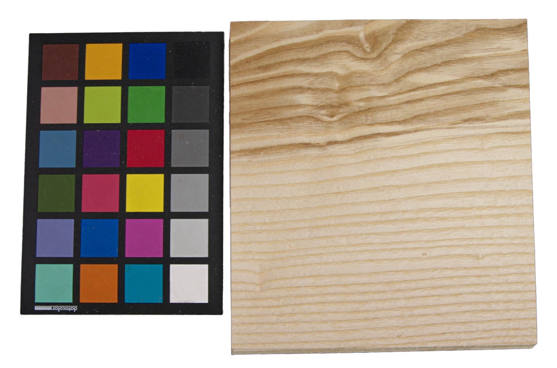 Olive Ash, veneer with Colour reference card