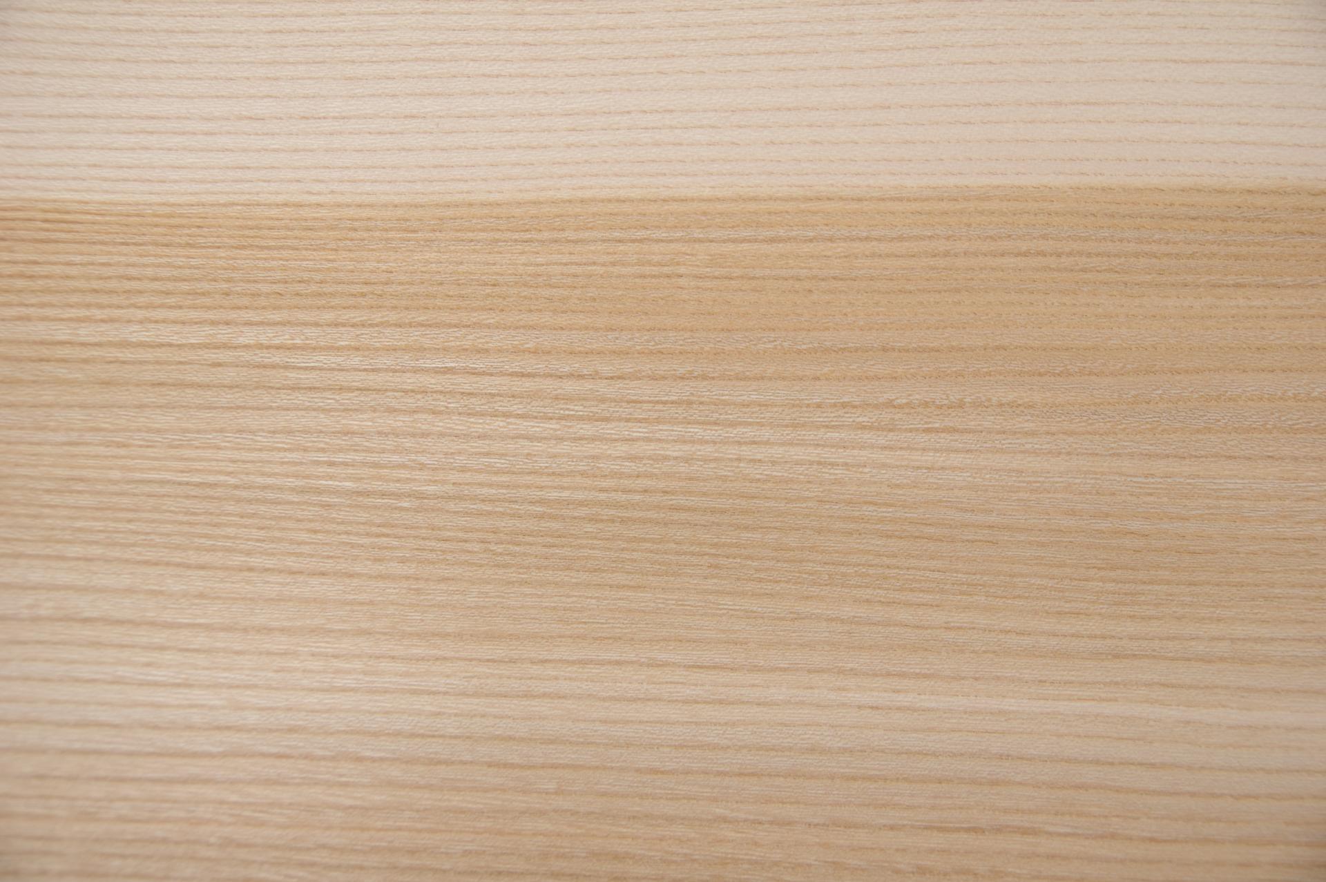 Rüster (Ulme) -Furnier (0,6mm) - 8,23m² (23Stk. x 179cm x 20cm)