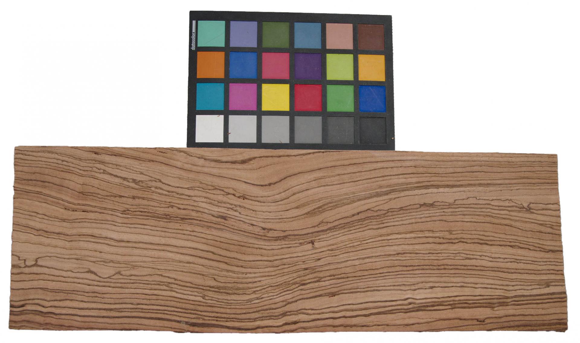 Zebrano -Furnier (0,6mm) - 1,6m² (20Stk. x 50cm x 16cm)