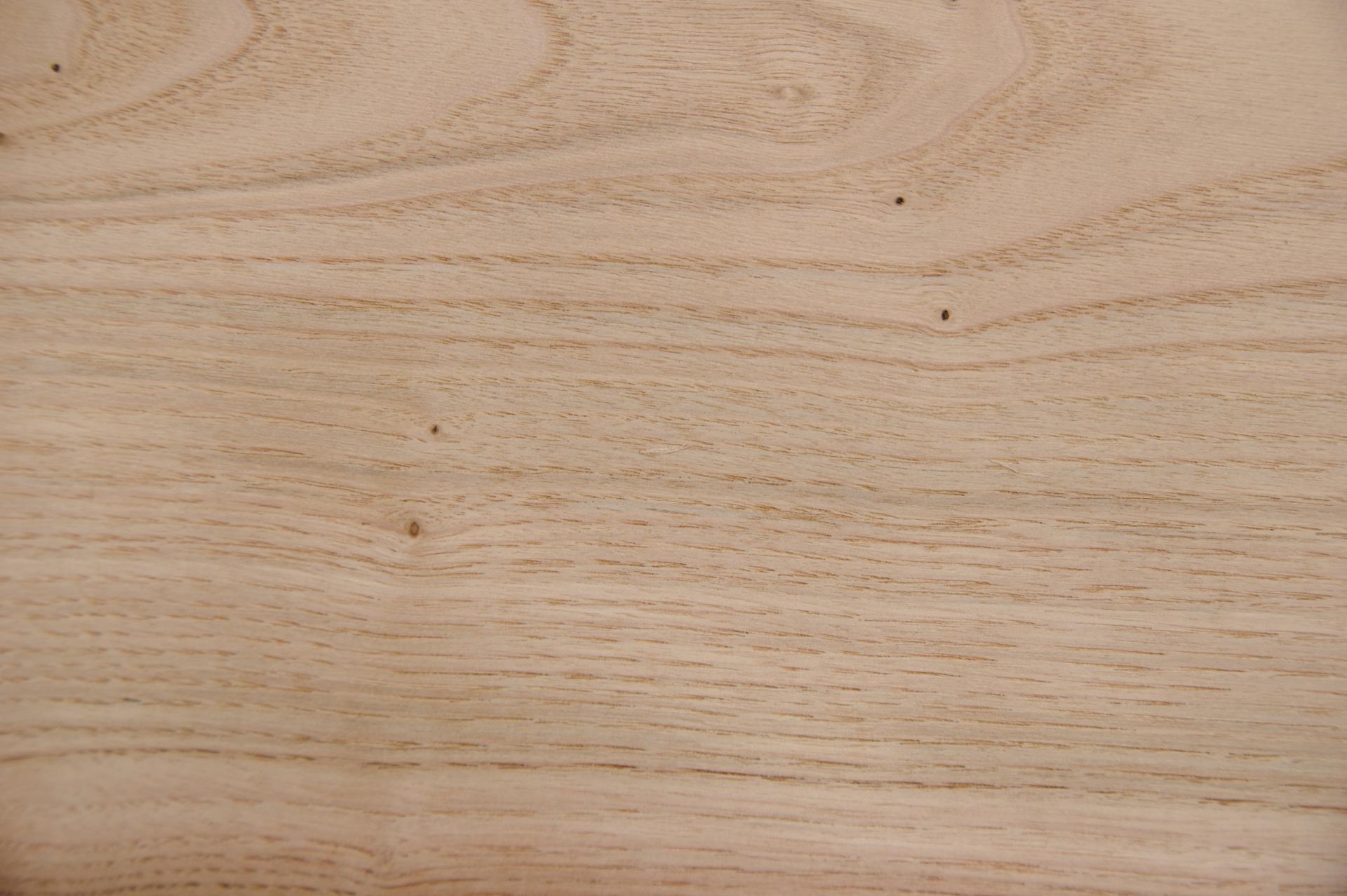 Chestnut, - veneer (0,6mm) - 1,7m² (18pcs. x 63cm x 15cm)