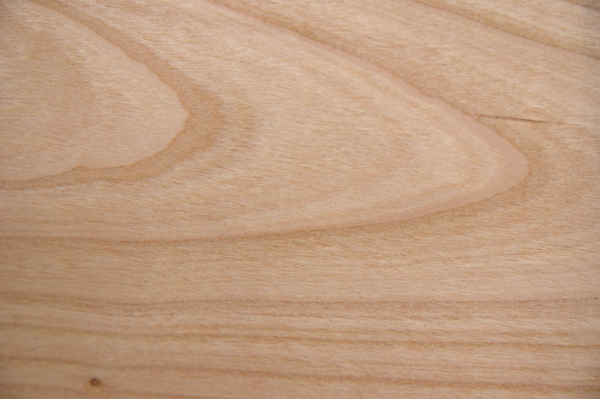 European Cherry, - veneer (0,9mm) - 0,34m² (16pcs. x 14cm x 15cm)