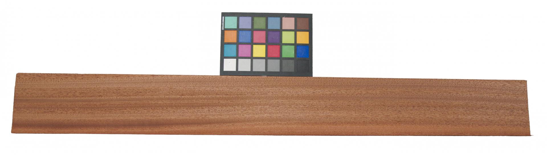 Mahagoni Sapeli -Furnier (0,6mm) - 2,24m² (18Stk. x 108cm x 11,5cm)