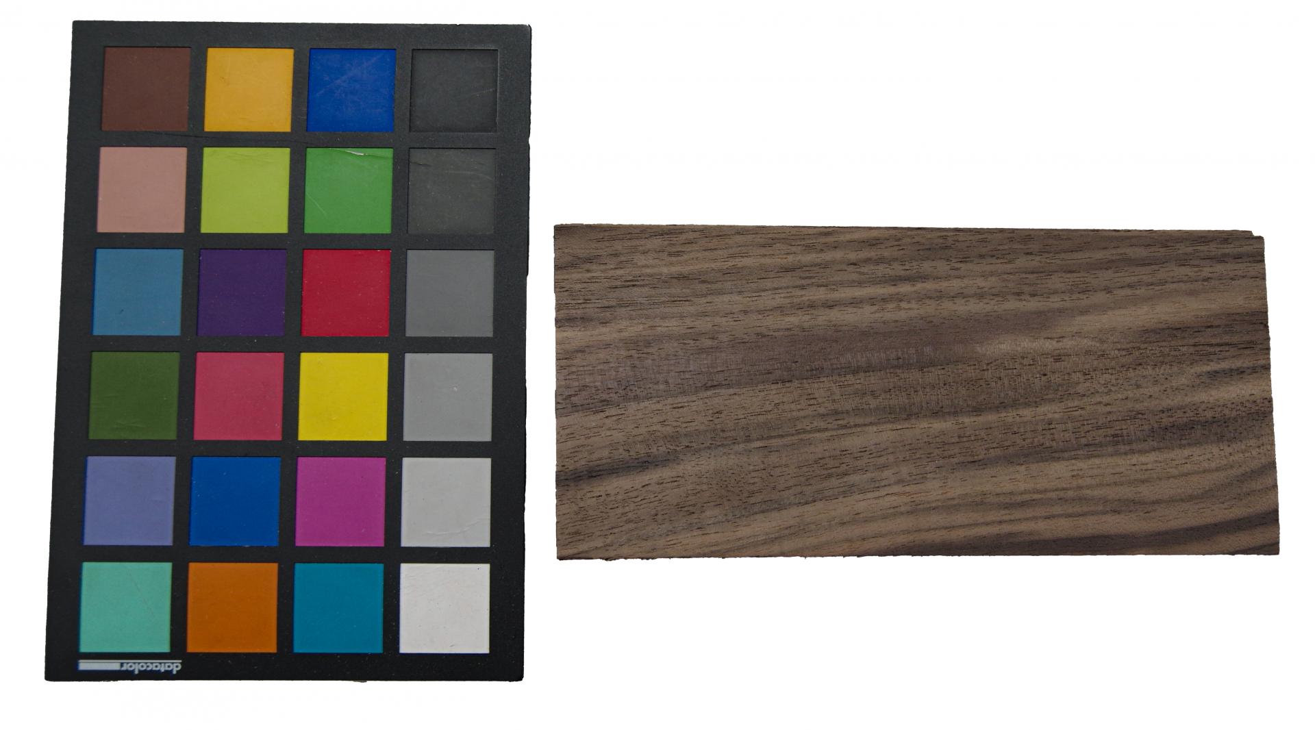 Nussbaum, amerikanischer -Furnier (0,6mm) - 0,27m² (14Stk. x 20cm x 9,5cm)