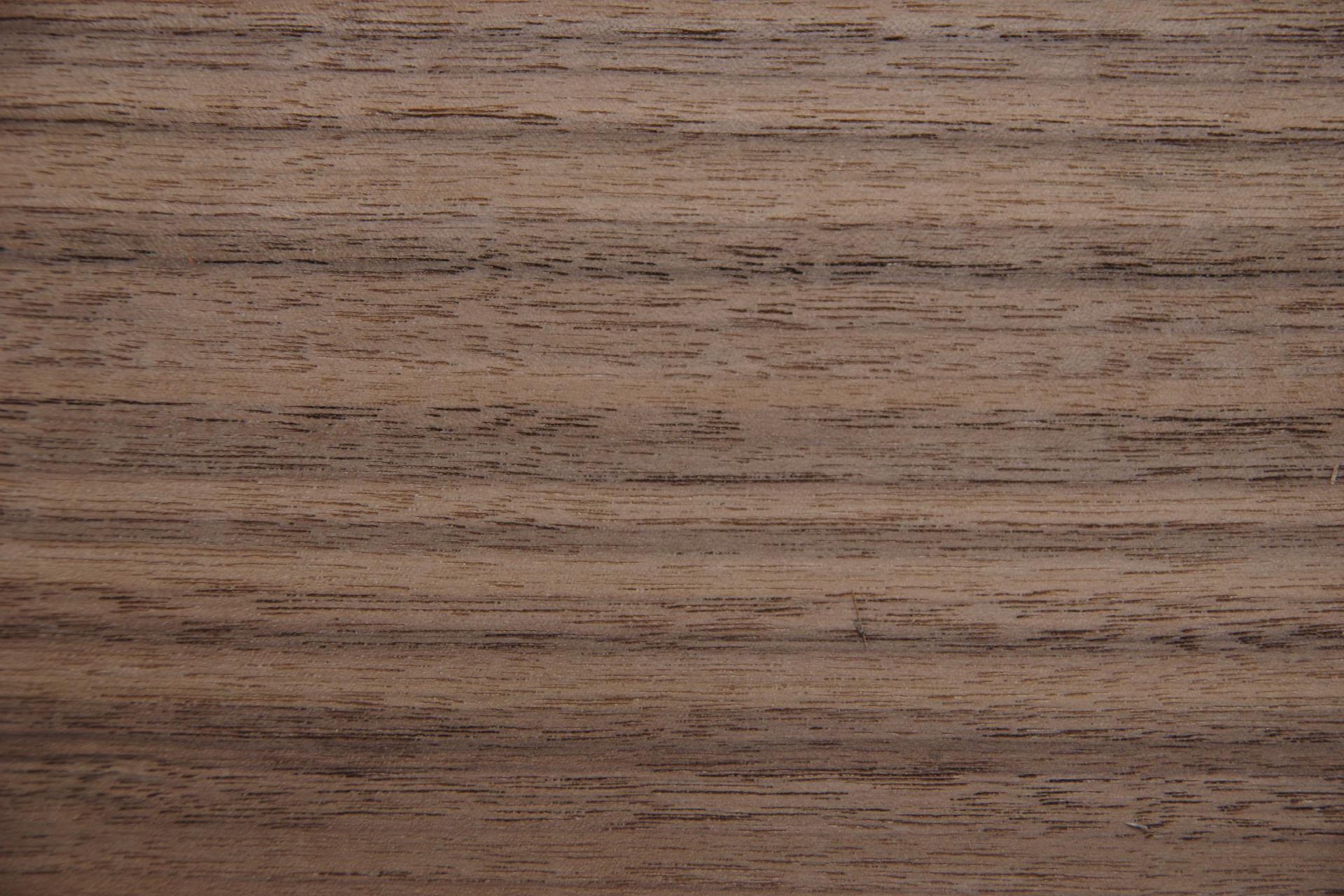 American Black Walnut, - veneer (1,4mm) - 1,03m² (11pcs. x 89cm x 10,5cm)