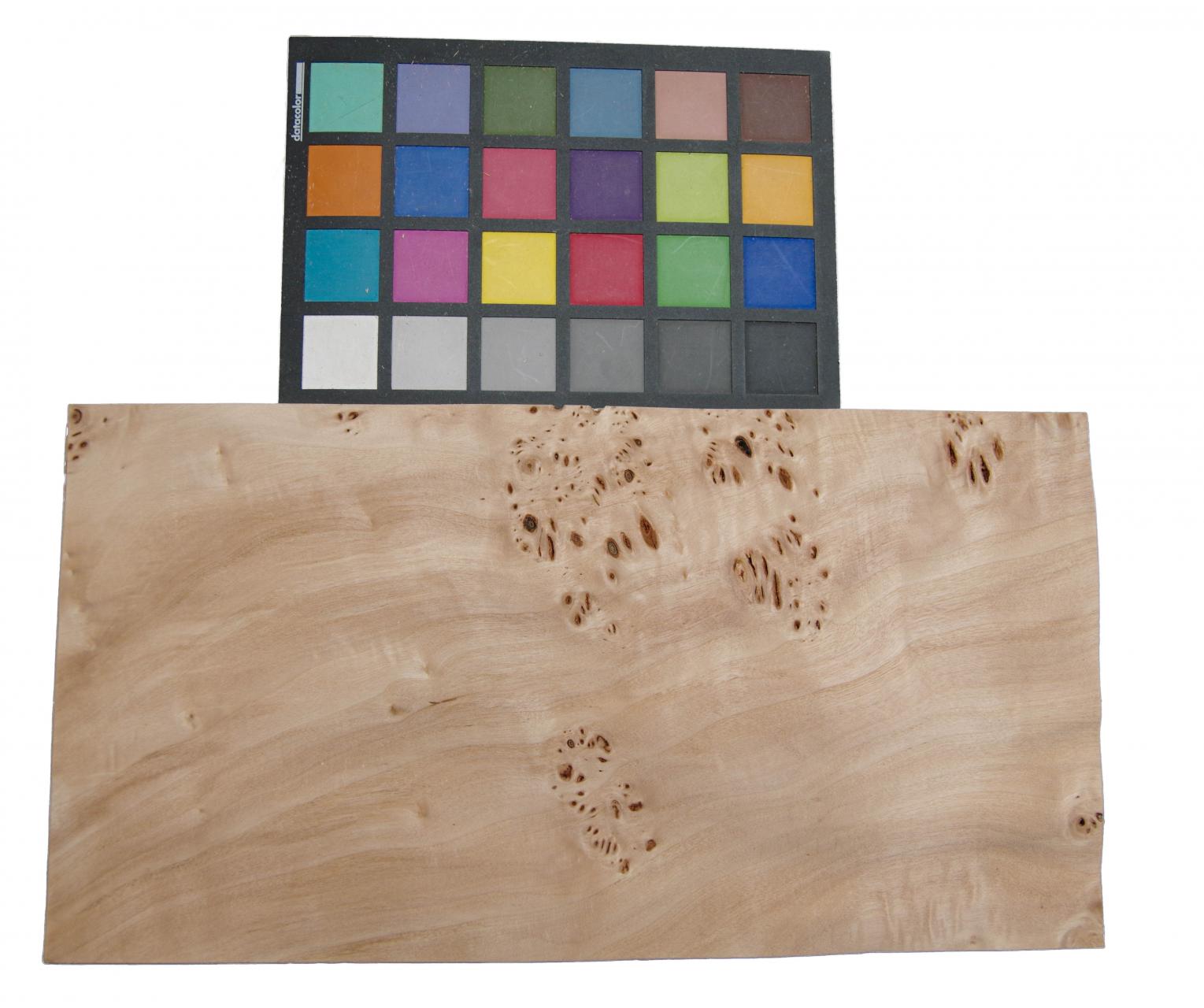 Pappel Maser (Mapa) -Furnier (0,6mm) - 1,35m² (22Stk. x 34cm x 18cm)