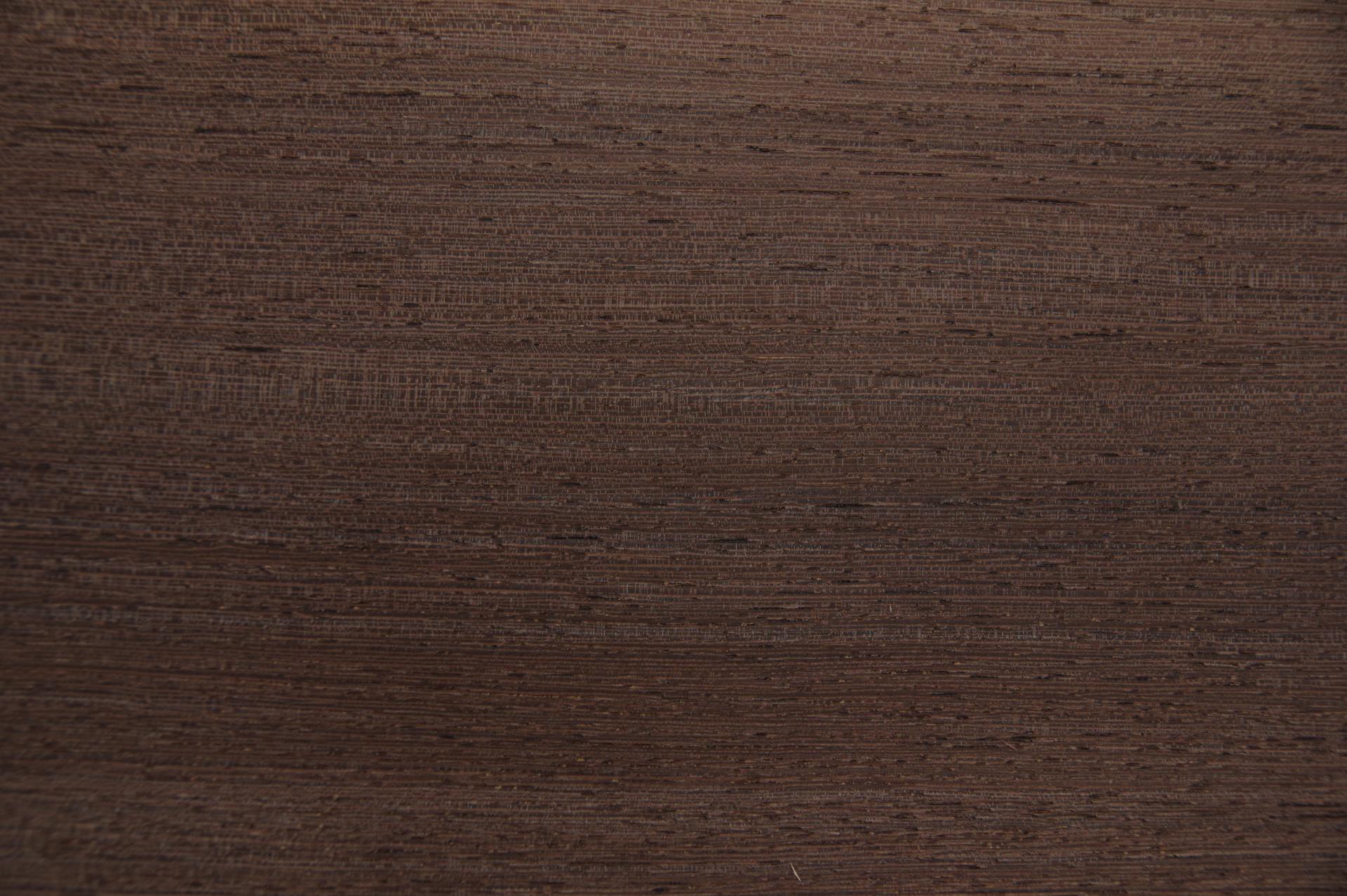 Wenge -Furnier (0,6mm) - 2,17m² (23Stk. x 51cm x 18,5cm)
