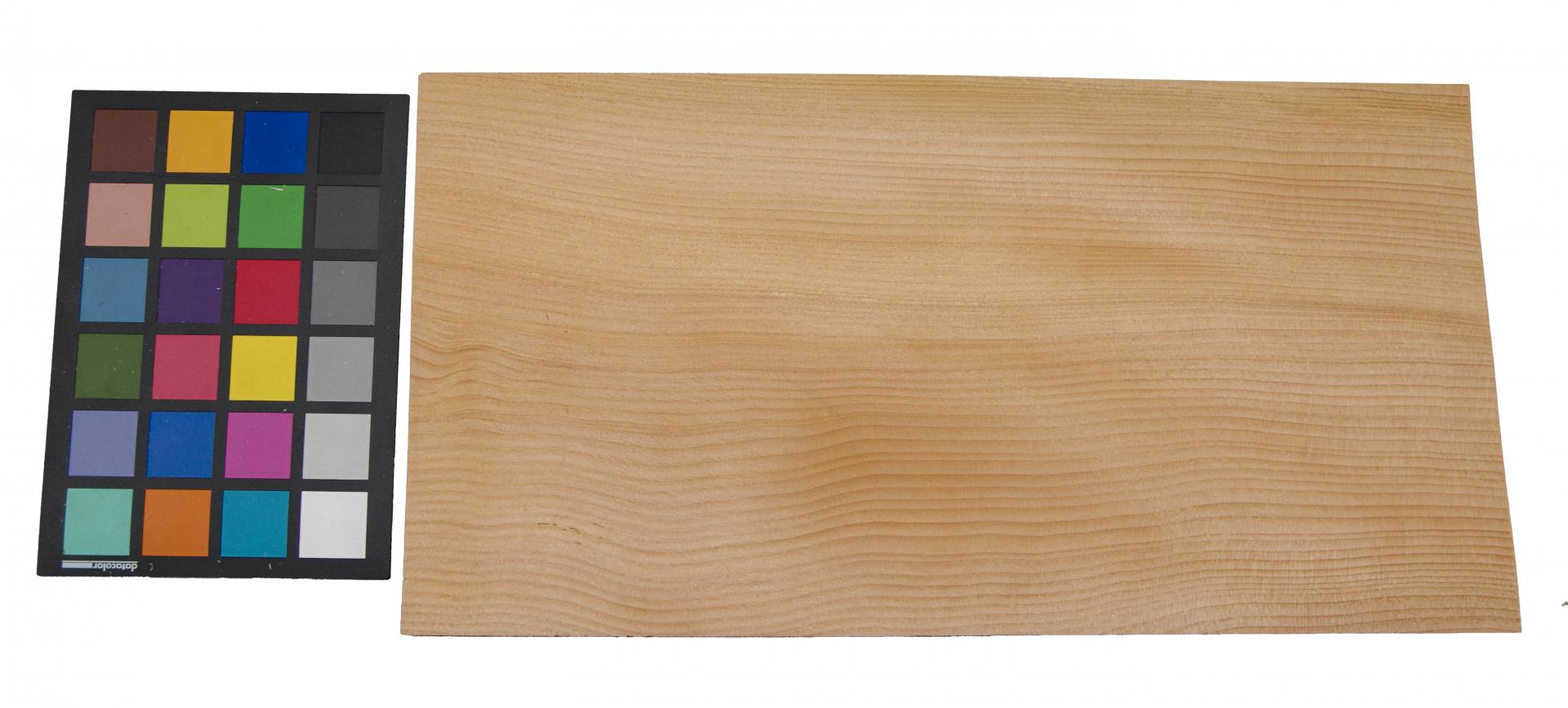 Cedar, - veneer (0,6mm) - 2,18m² (23pcs. x 43cm x 22cm)