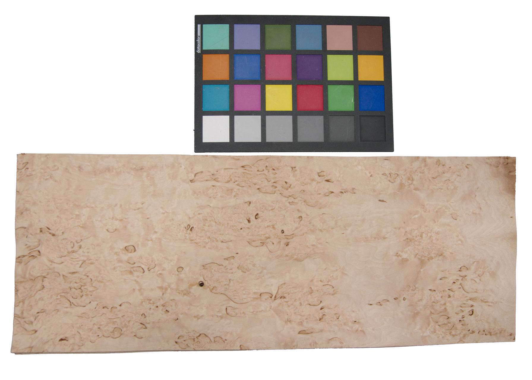 Birke Maser -Furnier (0,6mm) - 0,35m² (4Stk. x 48cm x 18cm)