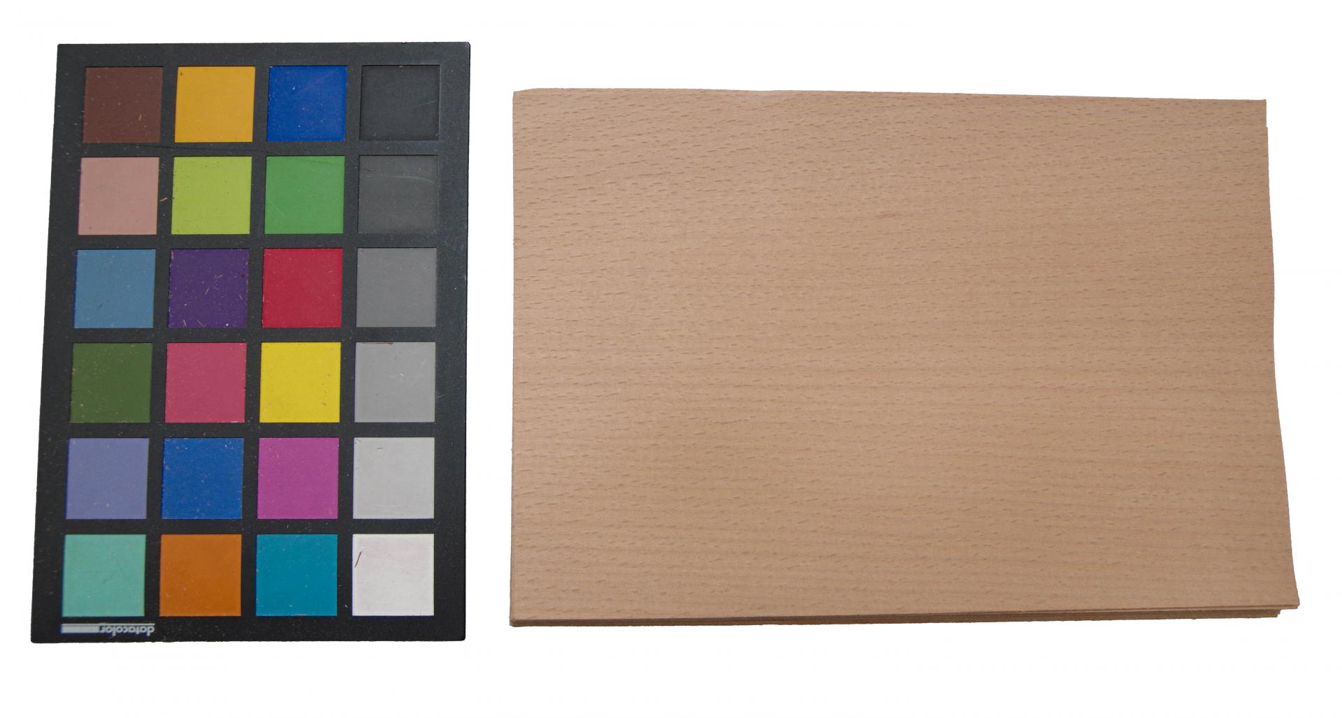 Beech, - veneer (0,6mm) - 0,84m² (22pcs. x 24cm x 16cm)