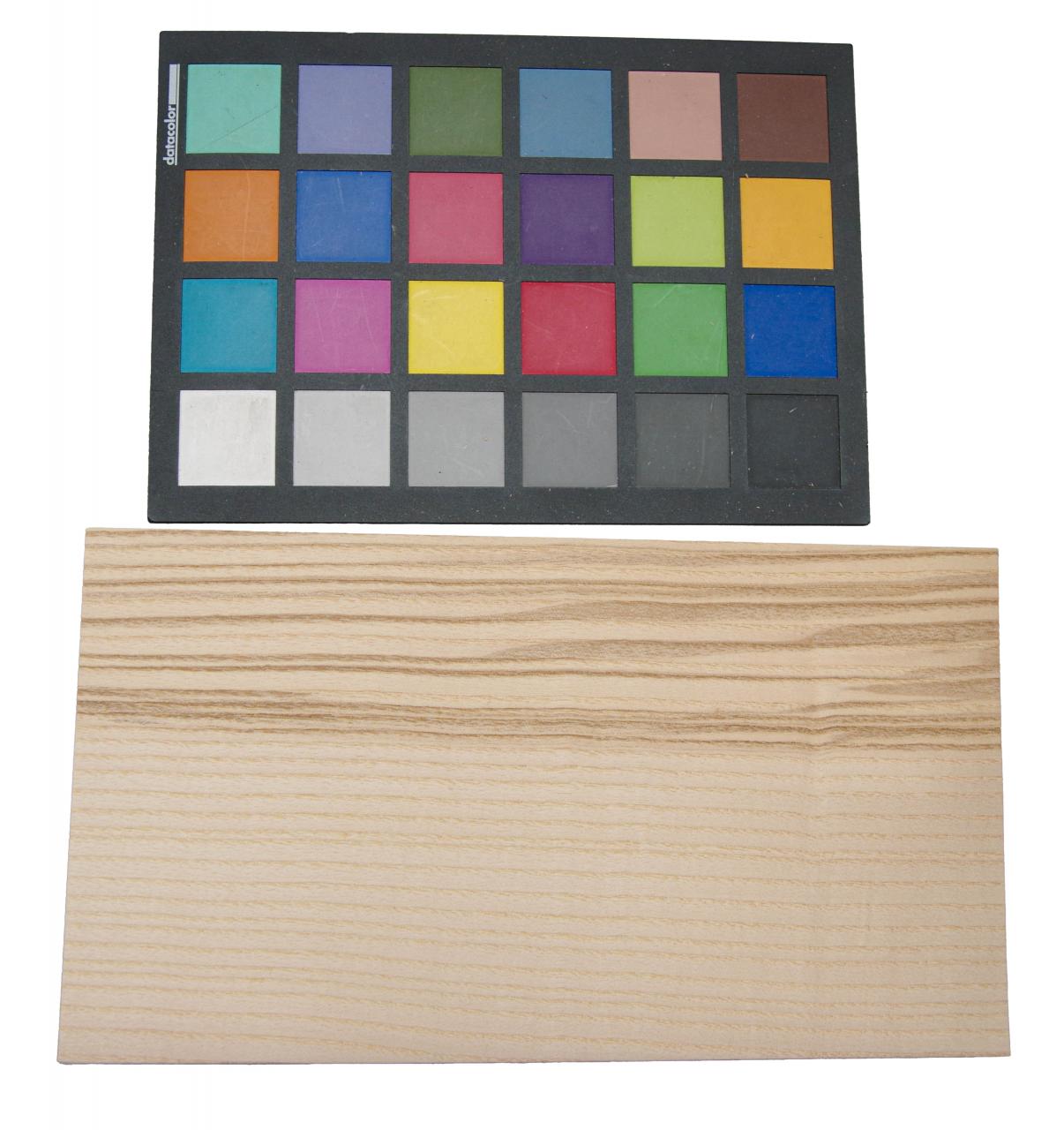 Esche Braunkern (Olivesche) -Furnier (0,6mm) - 0,58m² (18Stk. x 24cm x 13,5cm)