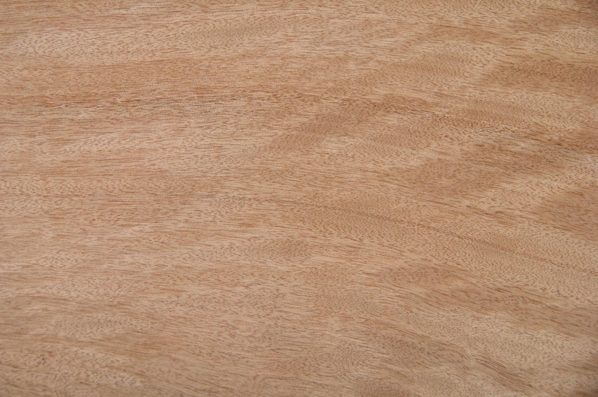 Gabon mahogany, okoumé, - veneer (0,6mm) - 6,12m² (26pcs. x 107cm x 22cm)