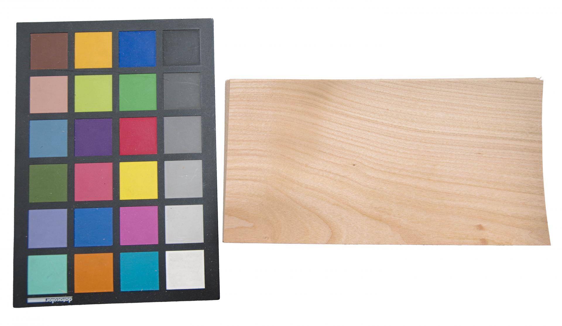 European Cherry, - veneer (0,6mm) - 0,66m² (30pcs. x 21cm x 10,5cm)